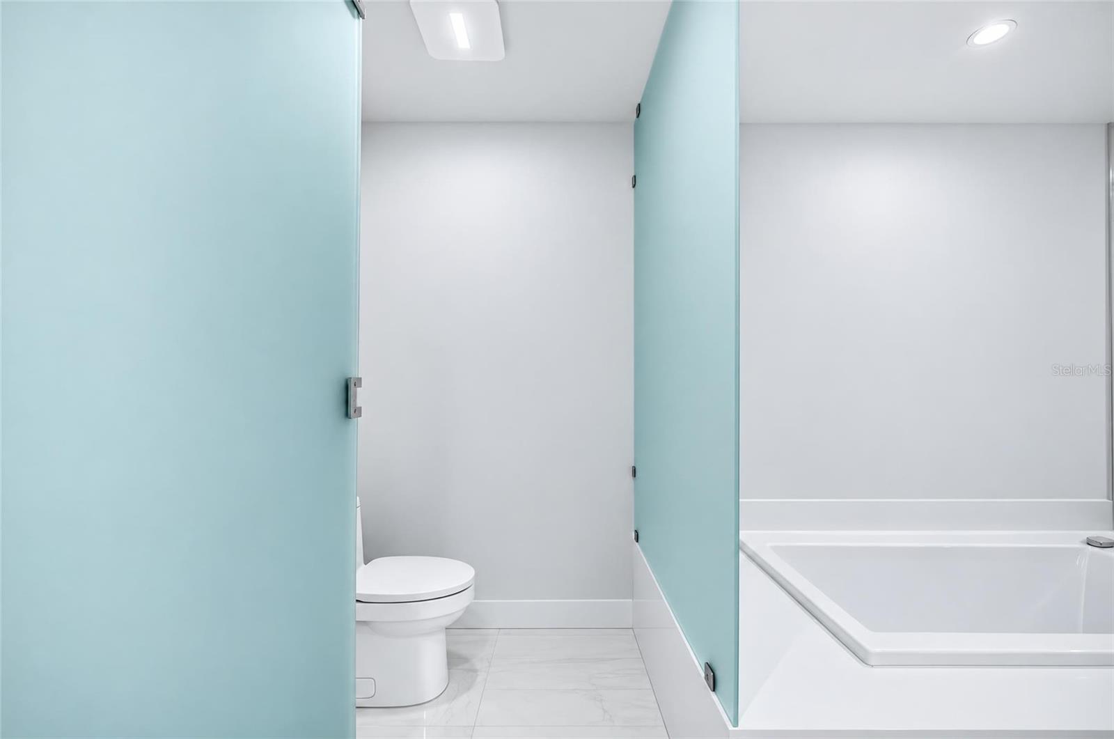 Primary en Suite - 301 1ST ST S #1004, ST PETERSBURG