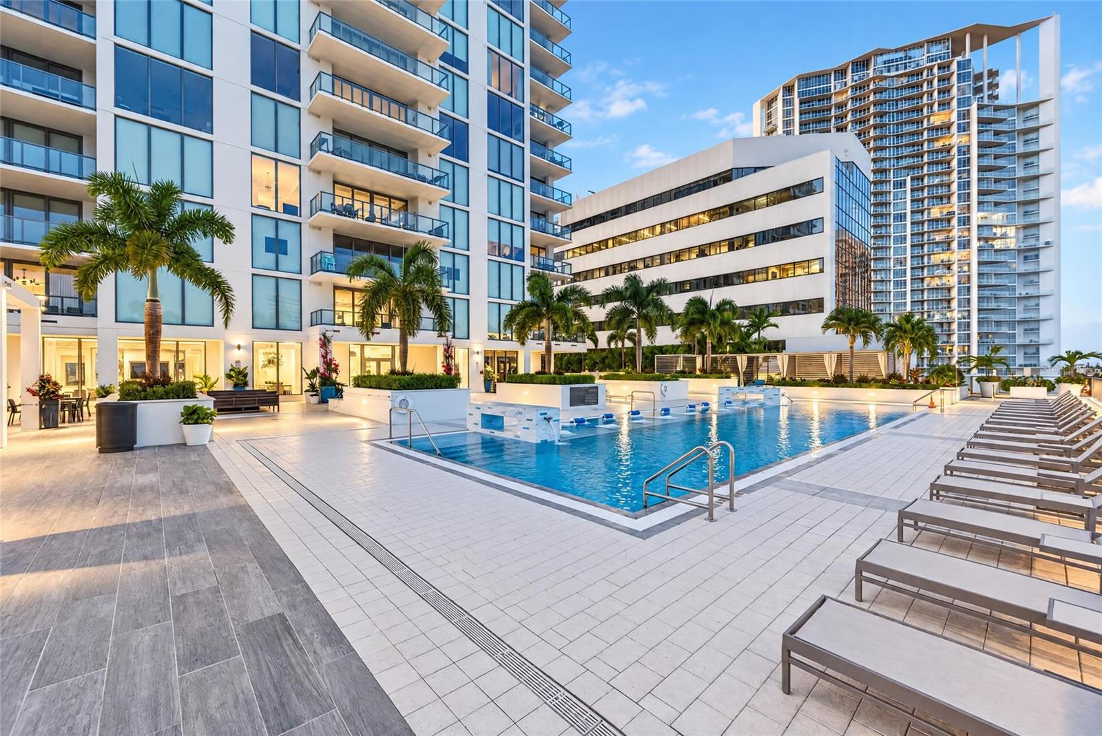 Aire Deck - 301 1ST ST S #1004, ST PETERSBURG