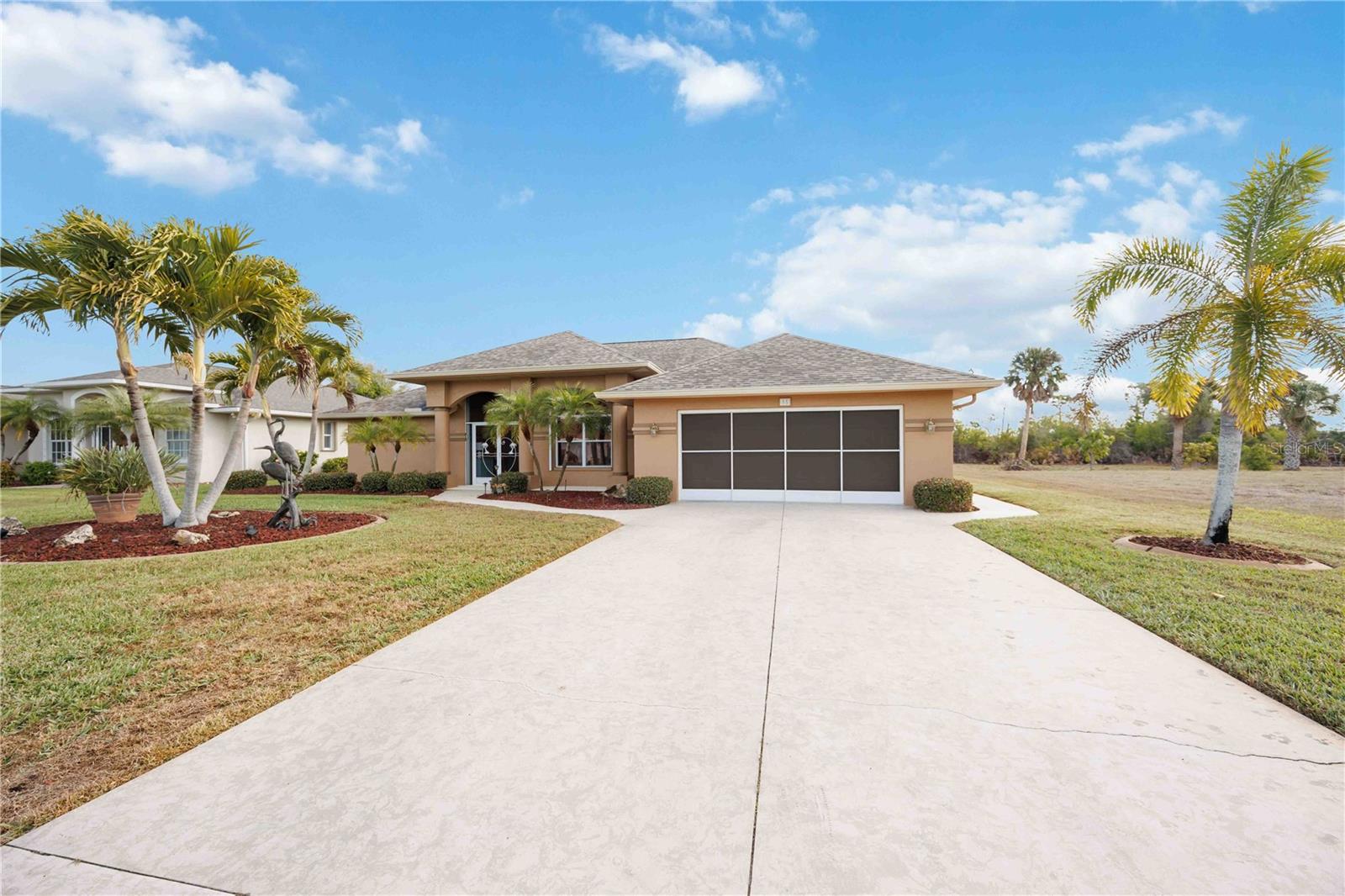 Single Family Residence at 55 CLUBHOUSE RD, ROTONDA WEST, photo 4 of 56