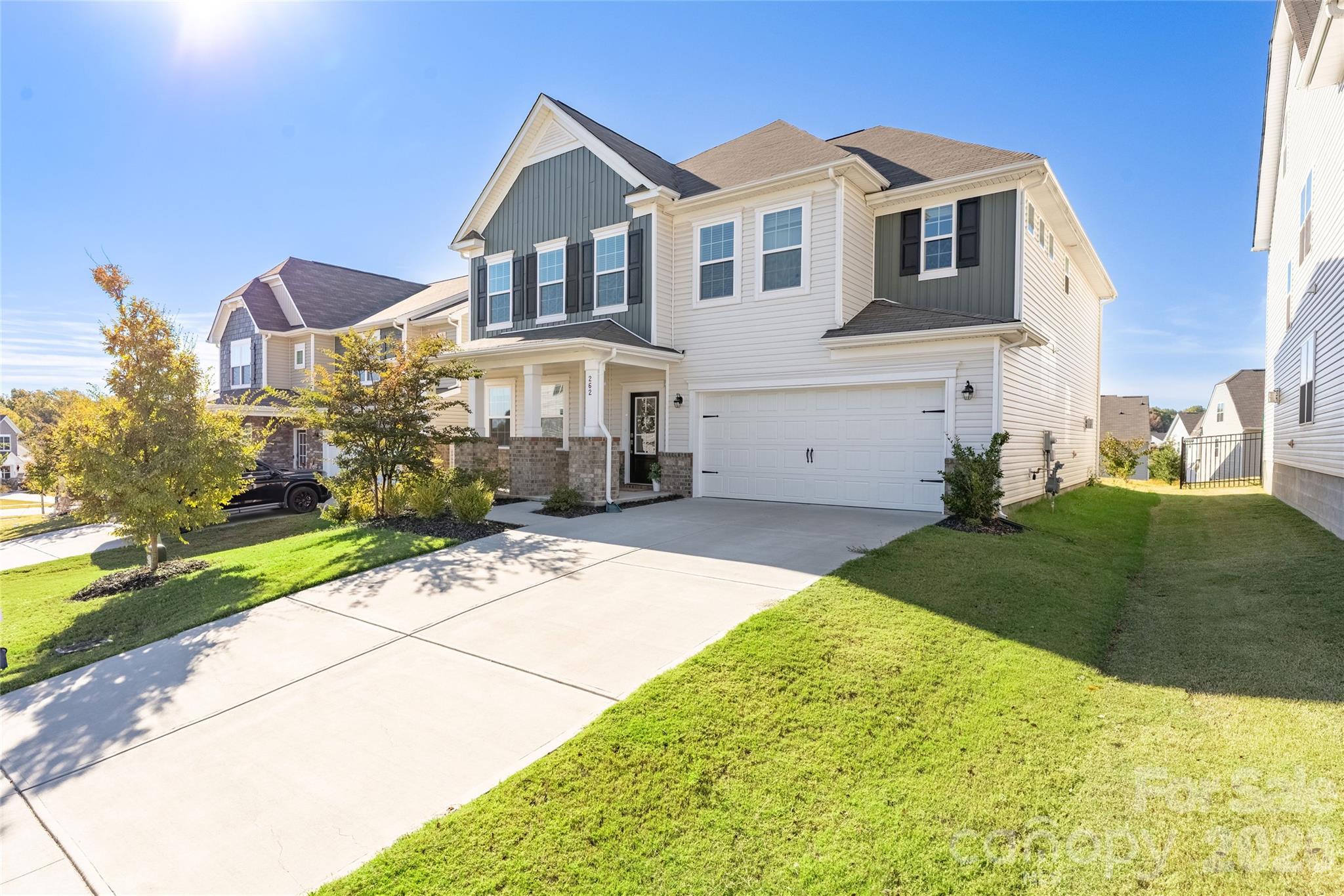 Single Family Residence at 262 Abersham Drive, Mooresville, photo 4 of 62