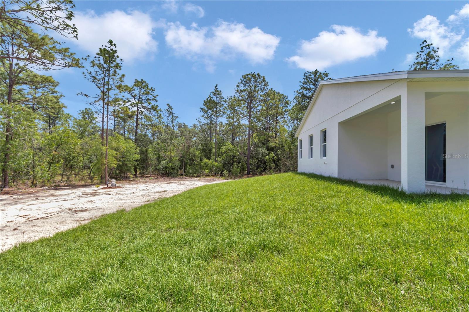 Single Family Residence at 12197 SW 76 LN, DUNNELLON, photo 6 of 15