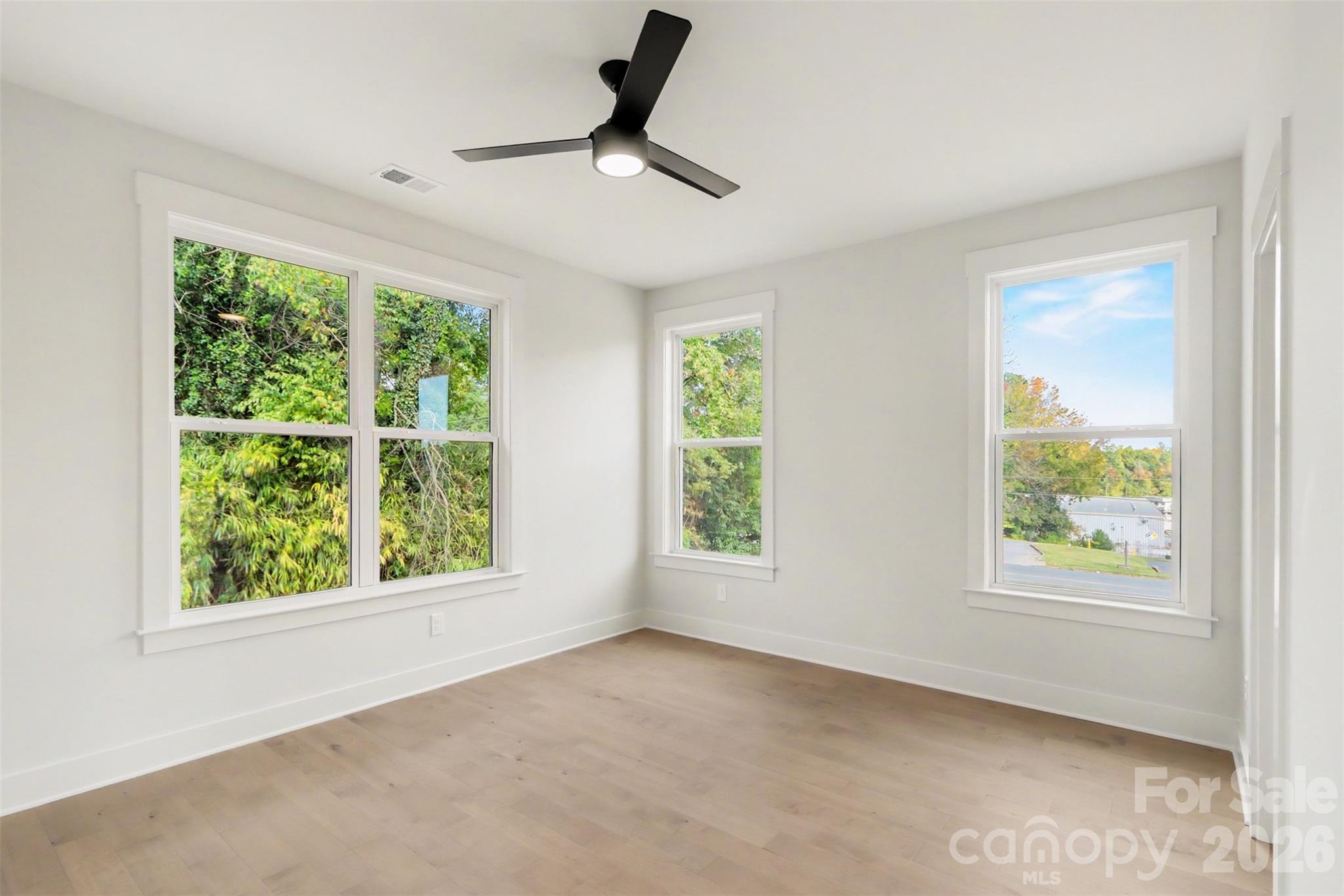 Single Family Residence at 3804 Plainview Road, Charlotte, photo 27 of 36