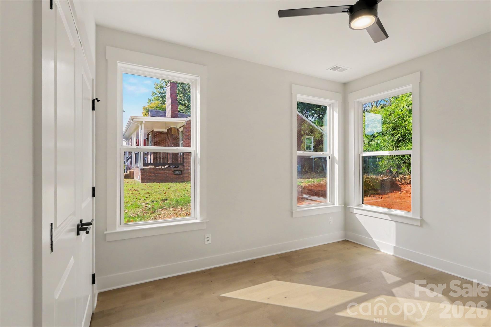 Single Family Residence at 3804 Plainview Road, Charlotte, photo 29 of 36