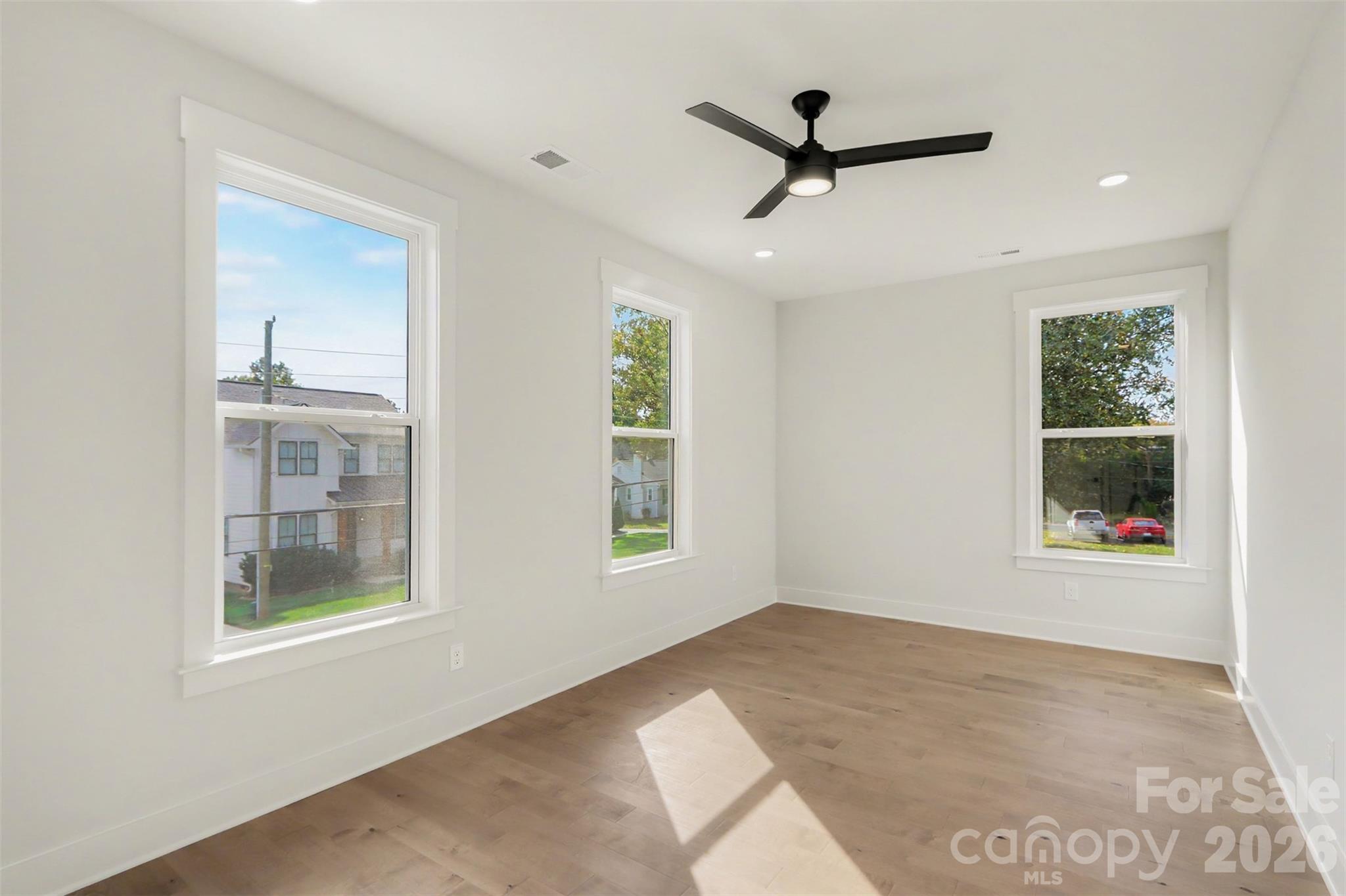 Single Family Residence at 3804 Plainview Road, Charlotte, photo 31 of 36
