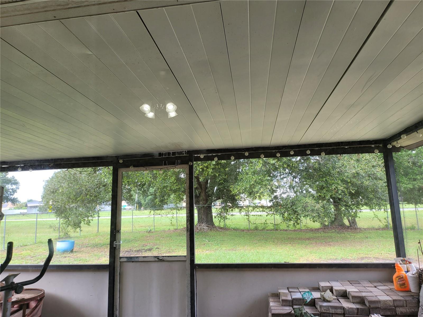 Single Family Residence at 910 SAN CARLOS WAY, KISSIMMEE, photo 6 of 6
