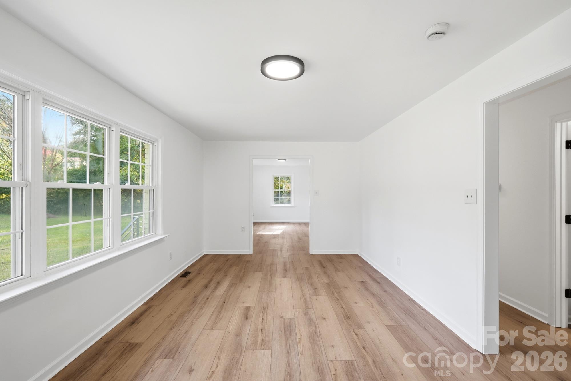 Single Family Residence at 1580 Pinewood Avenue, Lancaster, photo 12 of 33