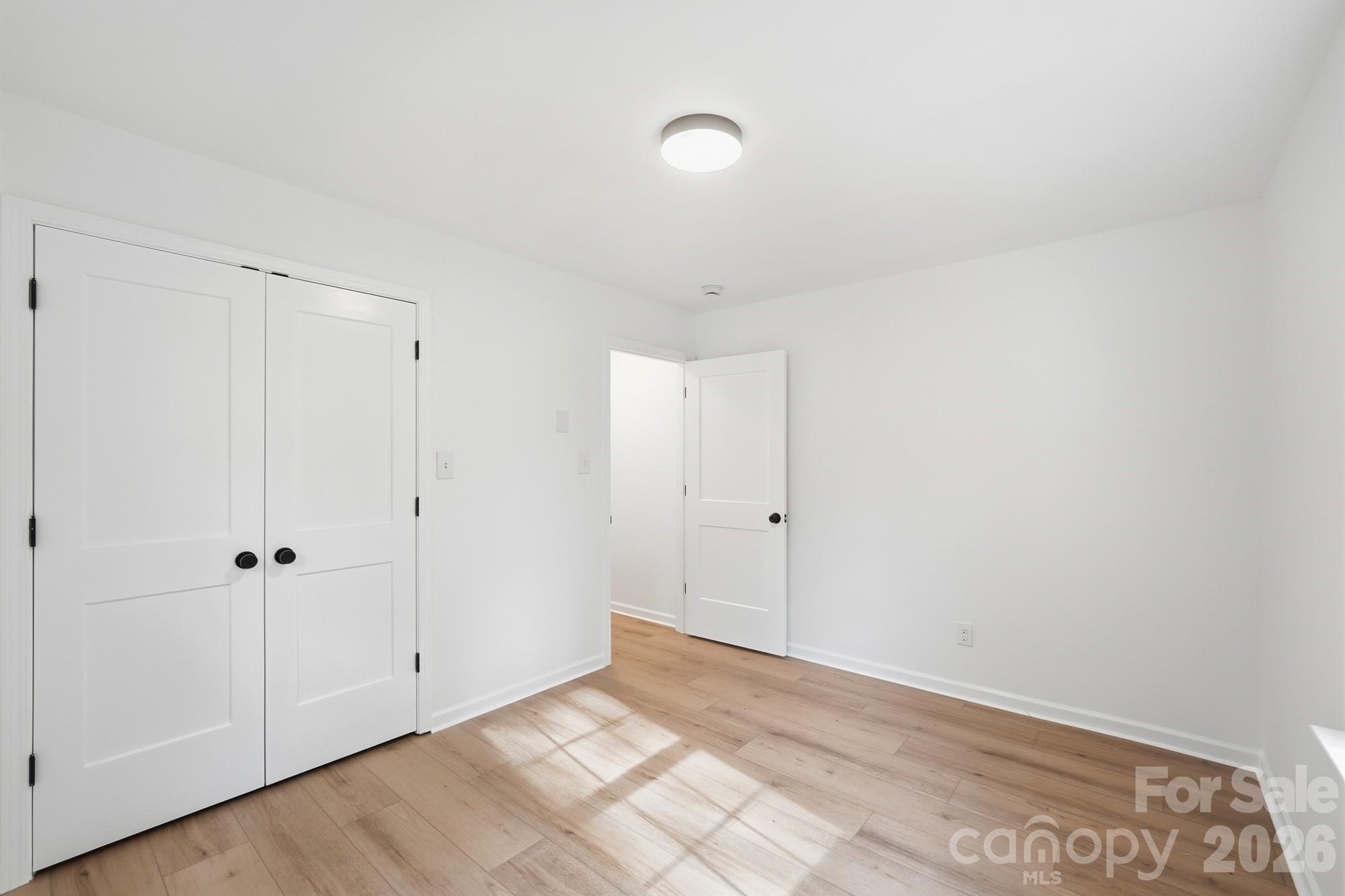 Single Family Residence at 1580 Pinewood Avenue, Lancaster, photo 22 of 33