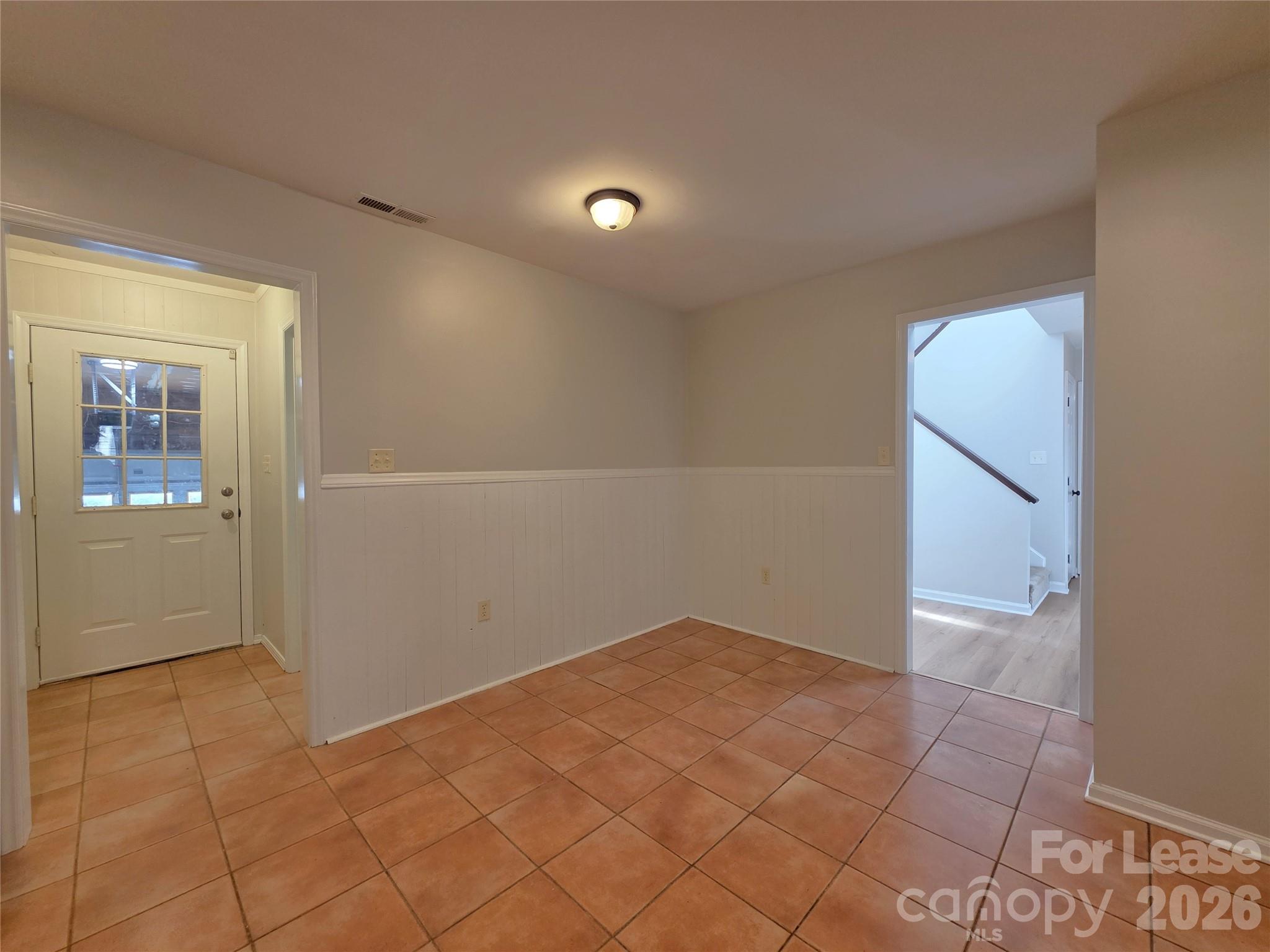 Single Family Residence at 5516 River Falls Drive, Charlotte, photo 5 of 25