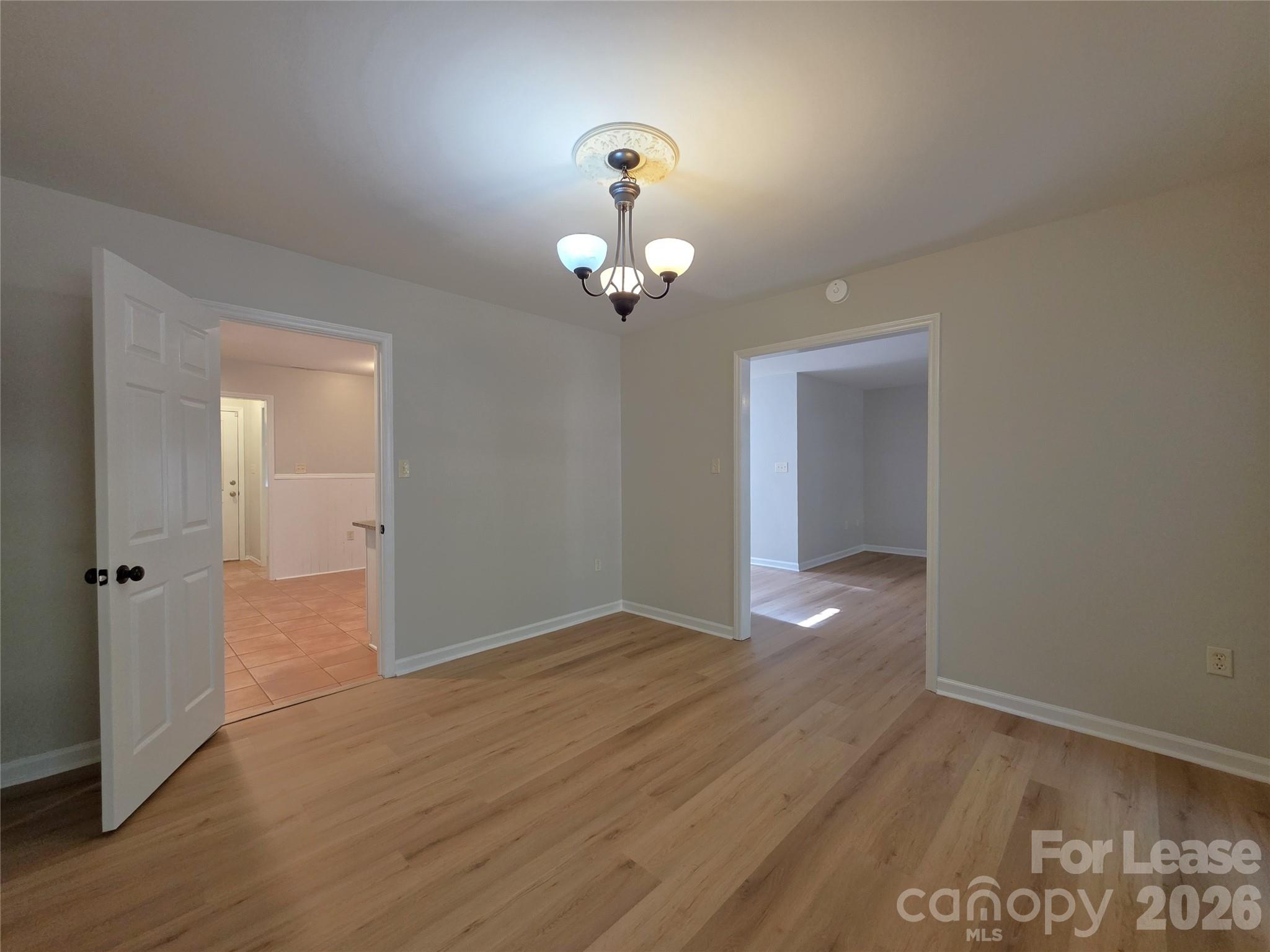 Single Family Residence at 5516 River Falls Drive, Charlotte, photo 7 of 25