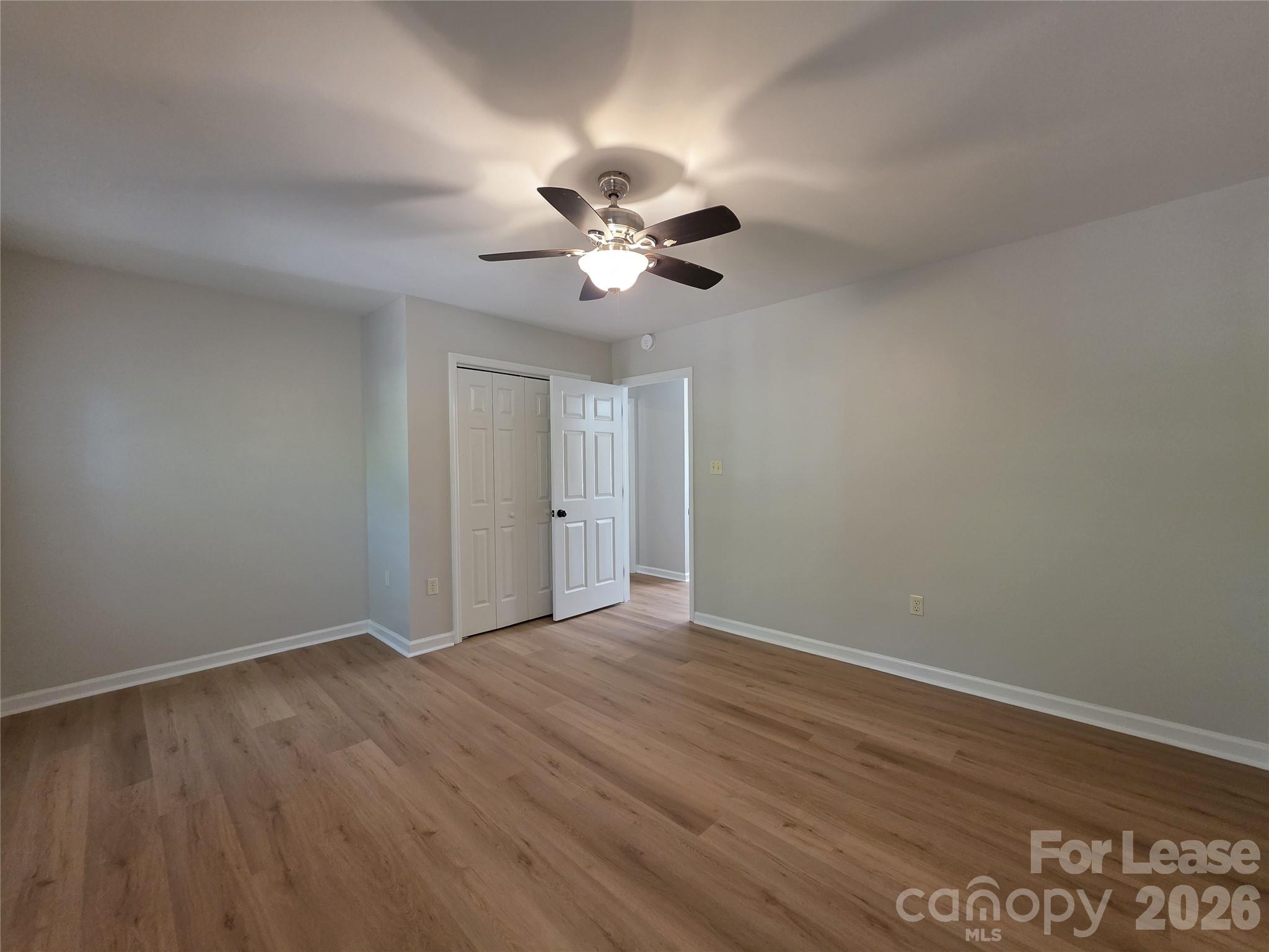Single Family Residence at 5516 River Falls Drive, Charlotte, photo 15 of 25