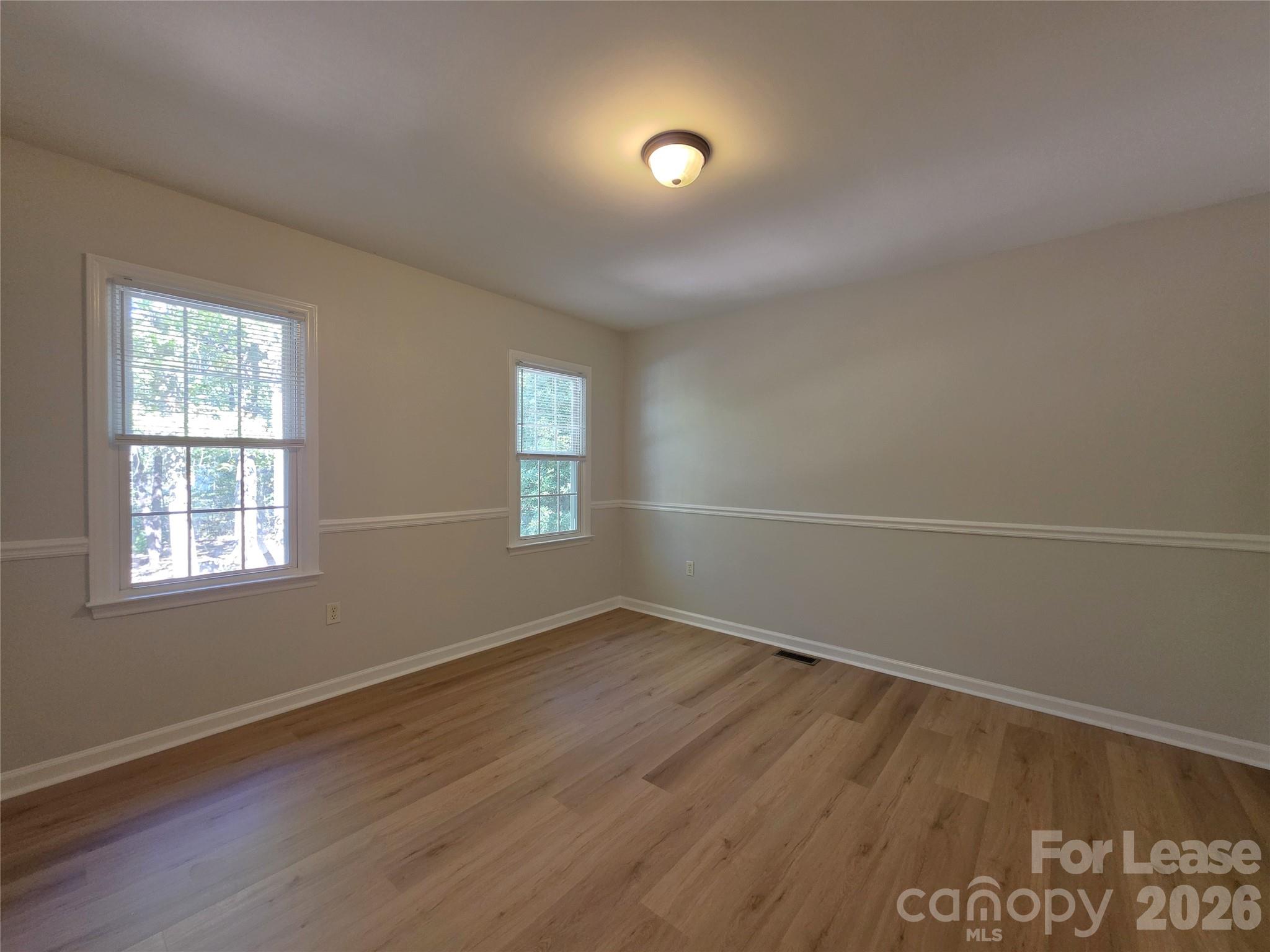 Single Family Residence at 5516 River Falls Drive, Charlotte, photo 17 of 25
