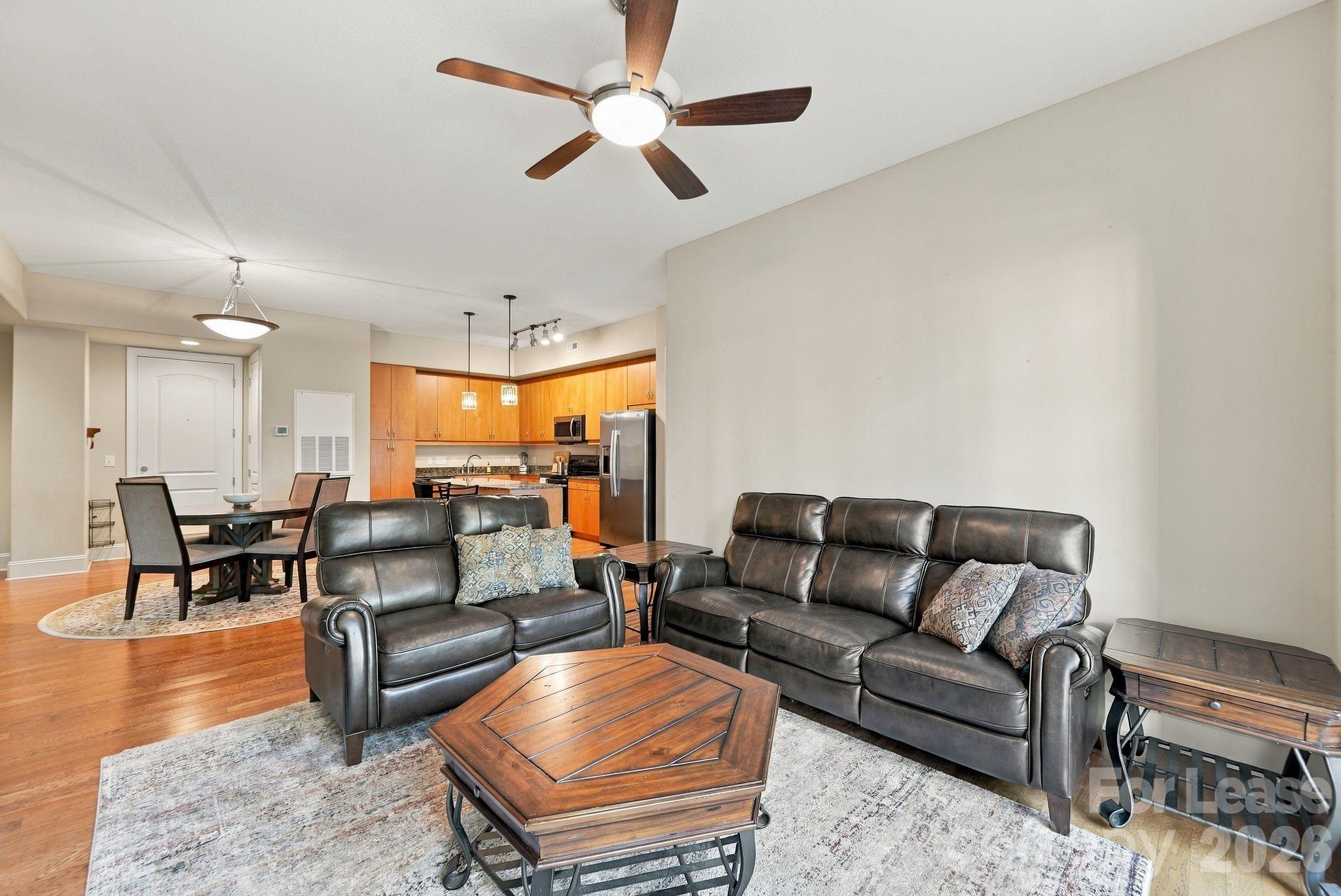 Condominium at 4625 Piedmont Row Drive, Charlotte, photo 10 of 34