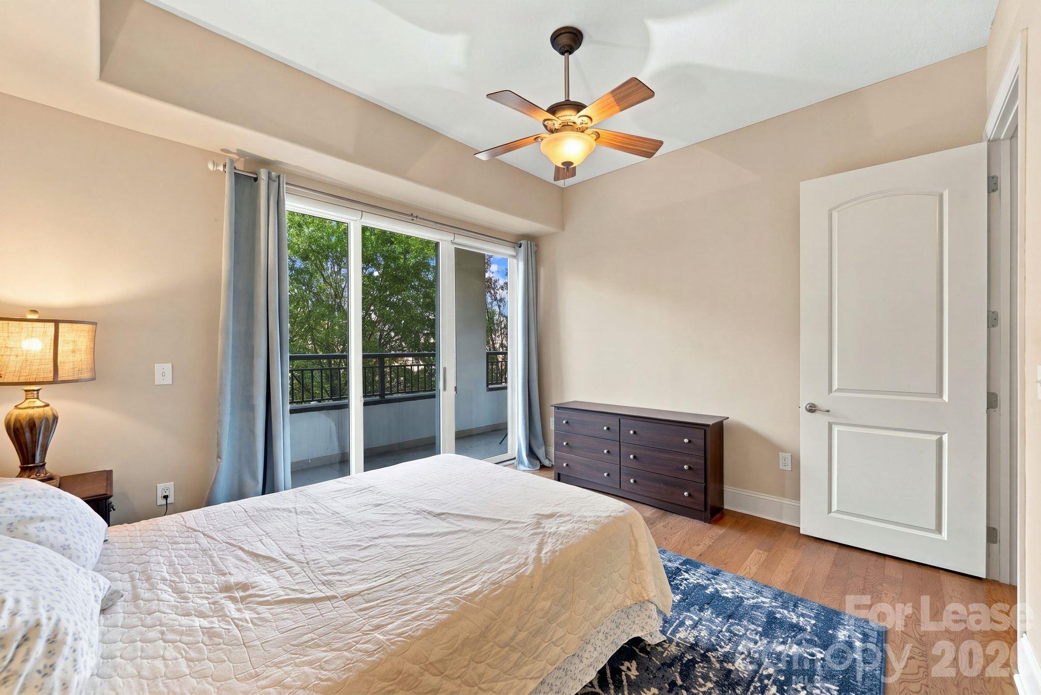 Condominium at 4625 Piedmont Row Drive, Charlotte, photo 18 of 34