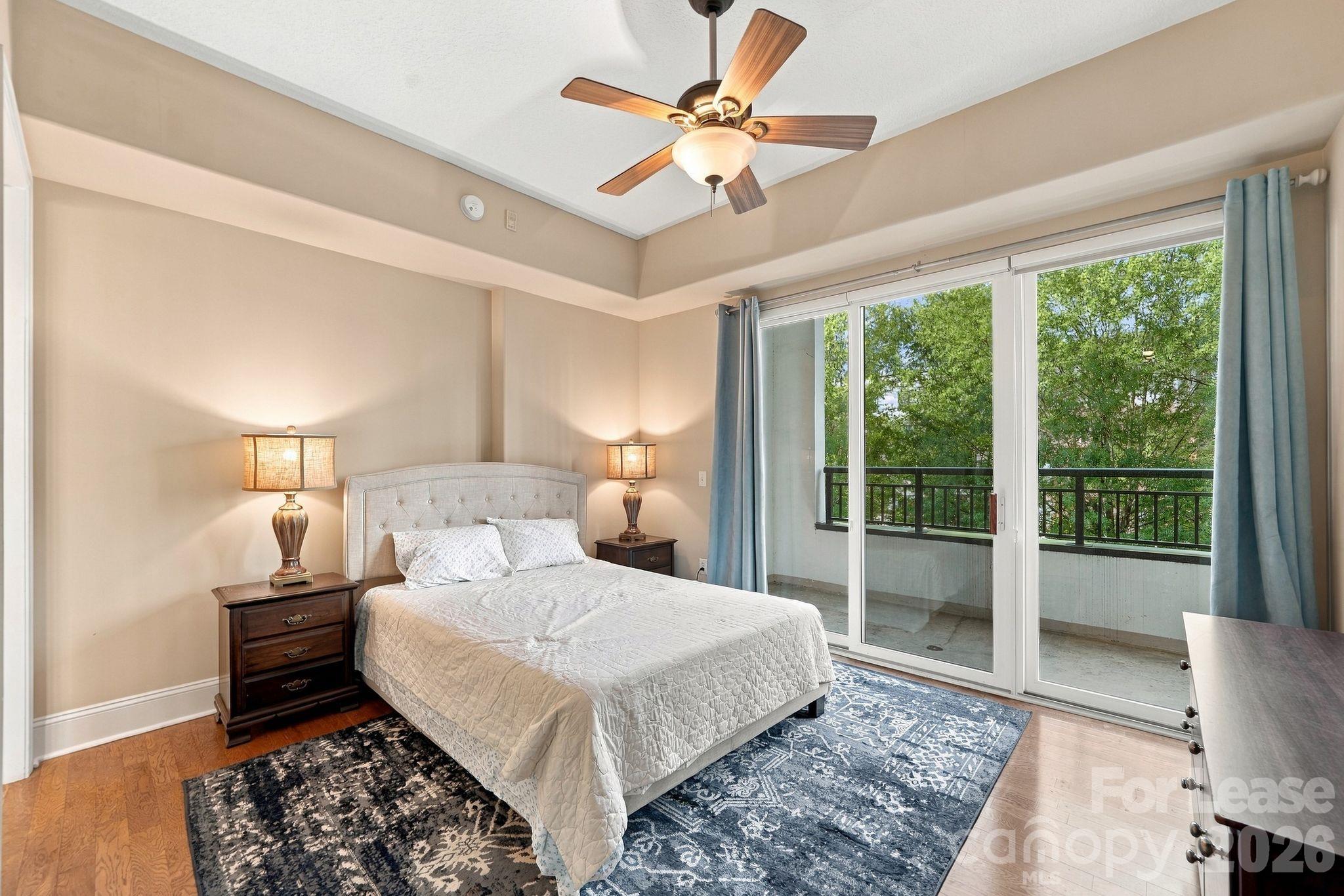 Condominium at 4625 Piedmont Row Drive, Charlotte, photo 23 of 34