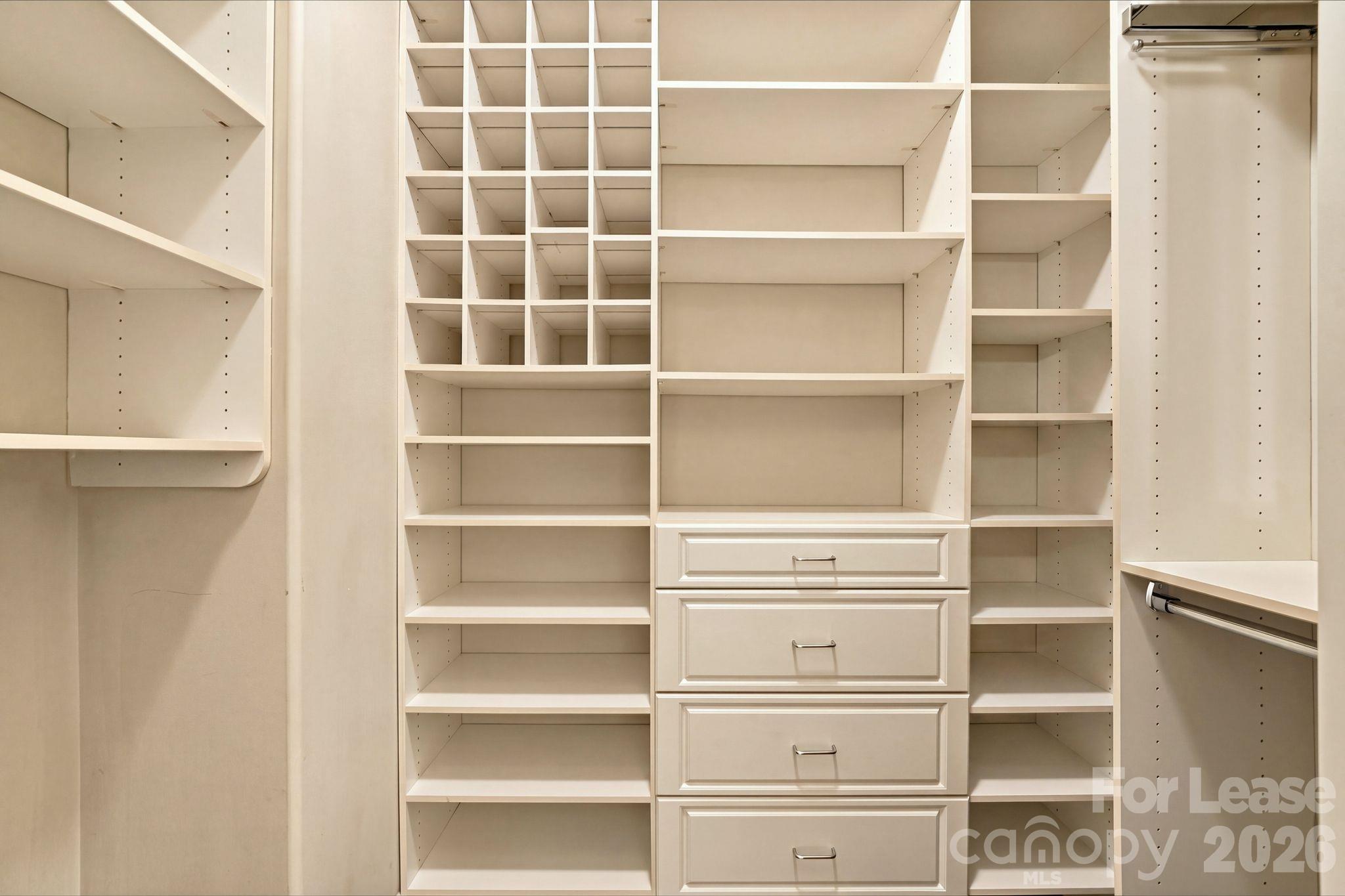 Condominium at 4625 Piedmont Row Drive, Charlotte, photo 29 of 34