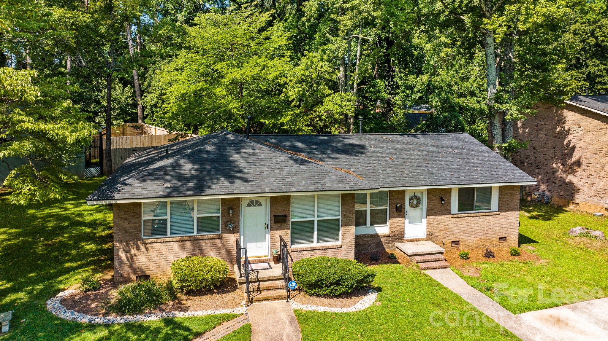 Condominium at 3315 Erskine Drive, Charlotte, photo 14 of 28