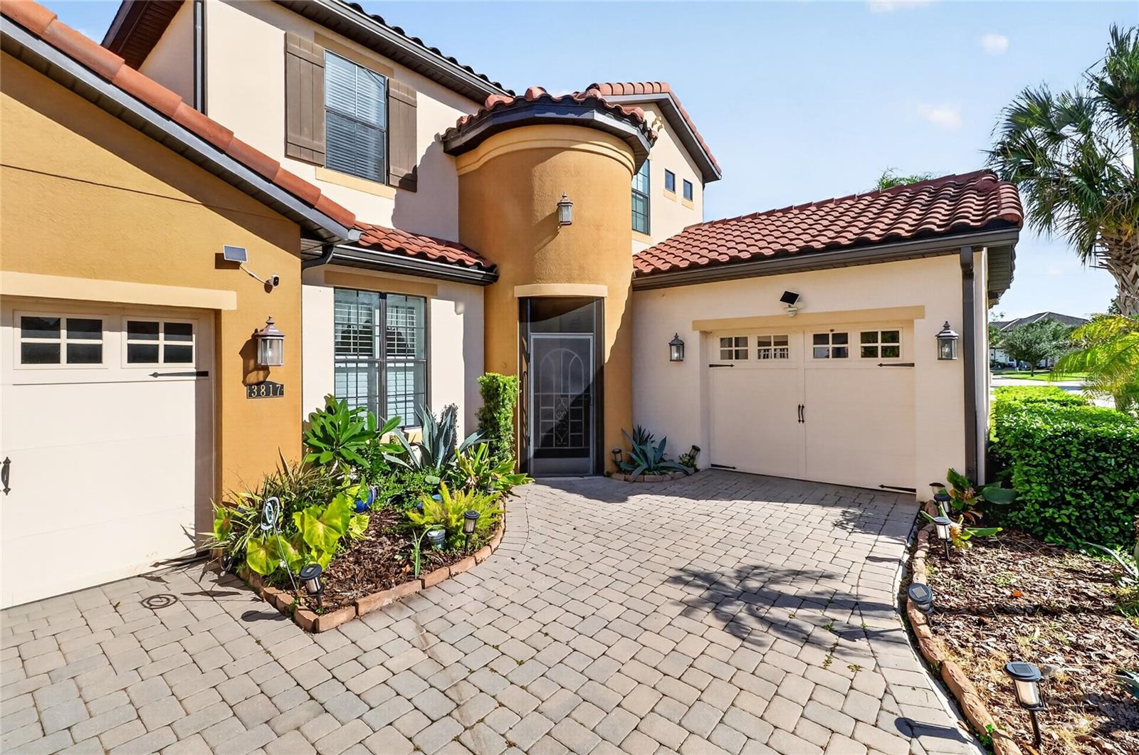 Single Family Residence at 3817 SHORESIDE DR, KISSIMMEE, photo 2 of 57