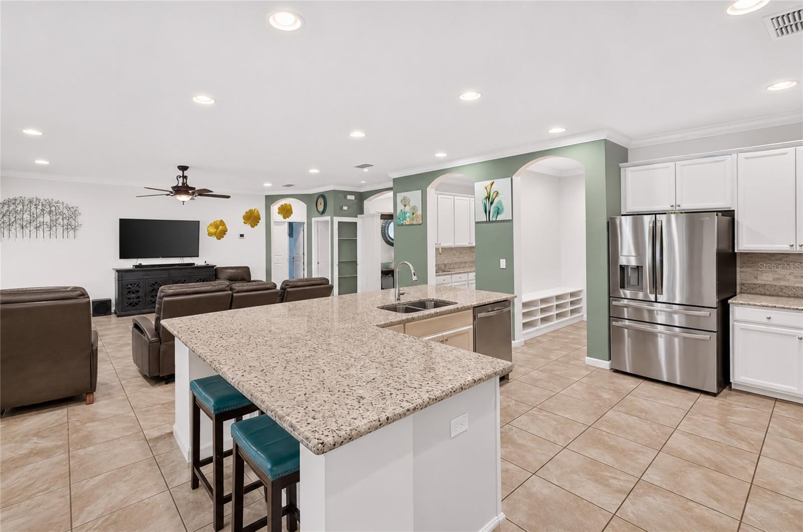 Single Family Residence at 3817 SHORESIDE DR, KISSIMMEE, photo 14 of 57