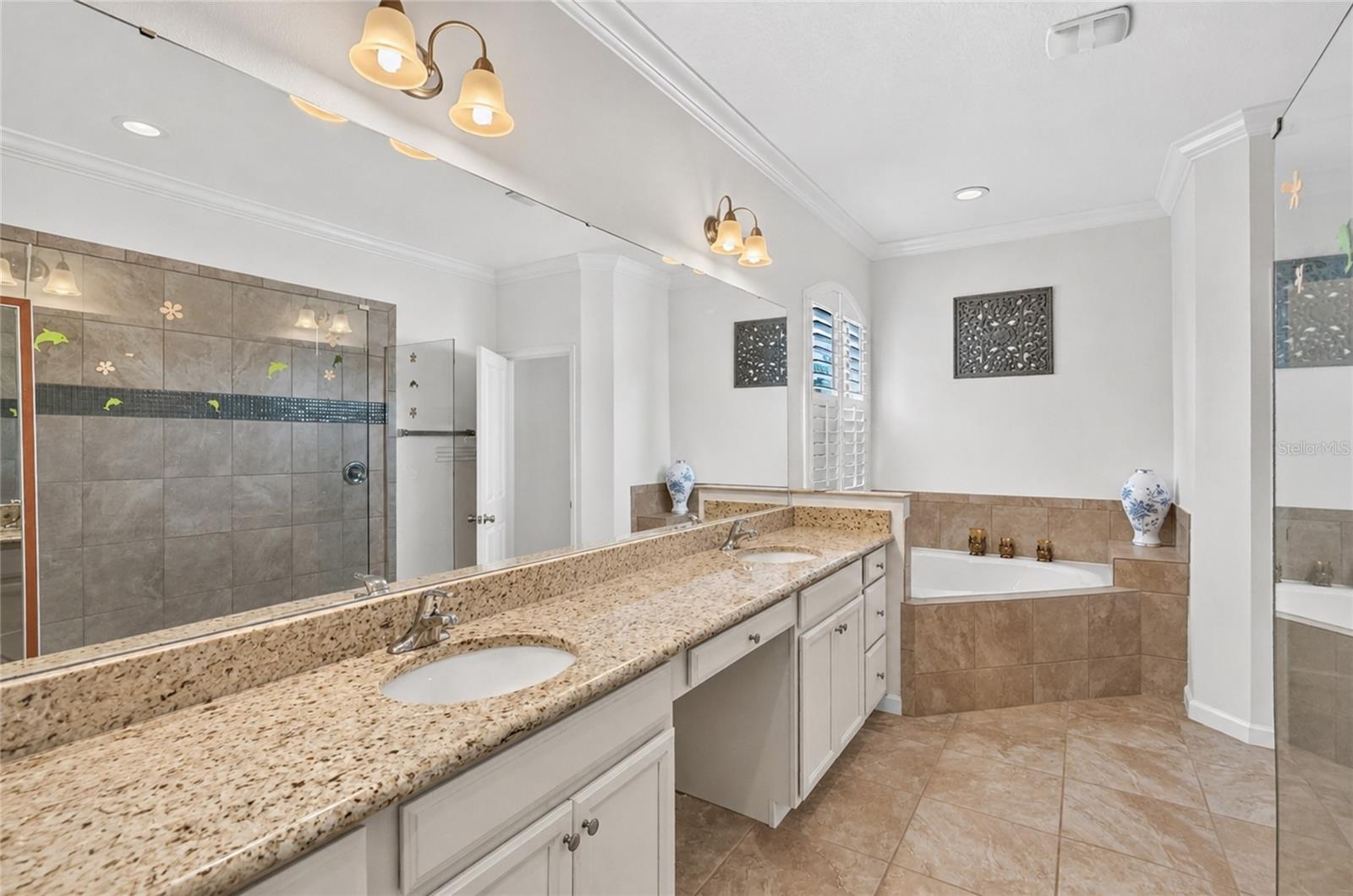 Single Family Residence at 3817 SHORESIDE DR, KISSIMMEE, photo 19 of 57