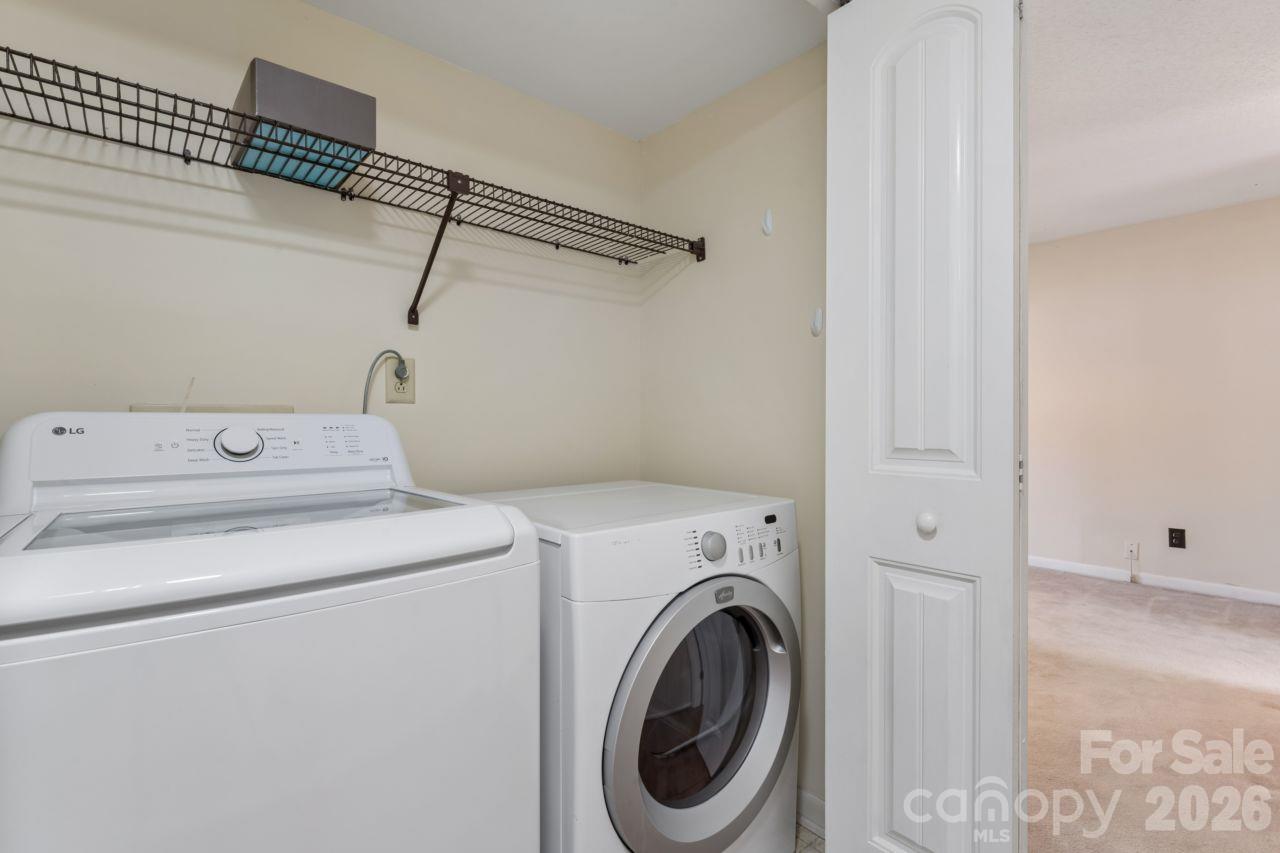Laundry - 8015 Cedar Glen Drive, Charlotte