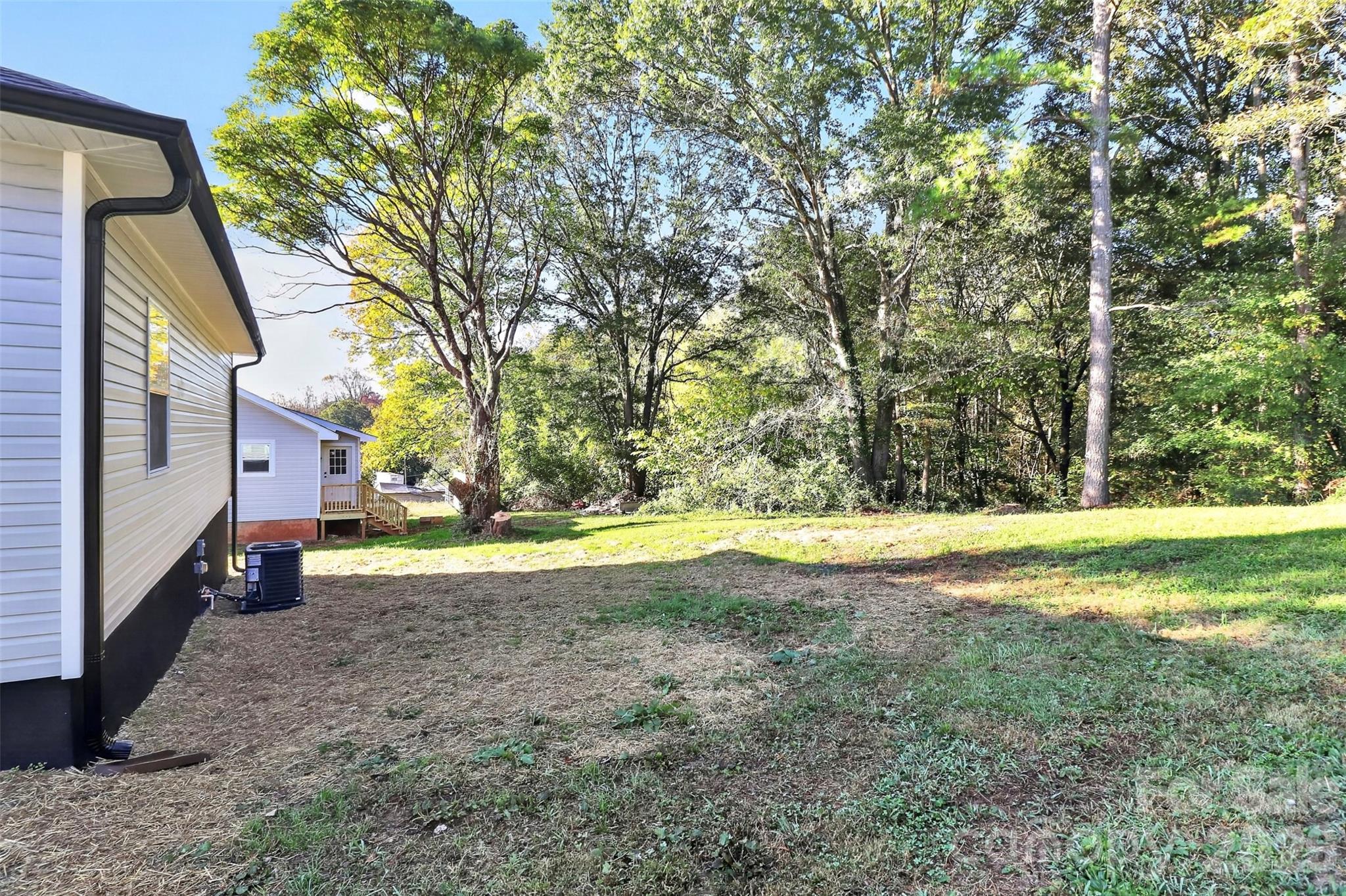 Single Family Residence at 226 River Street, High Shoals, photo 5 of 26