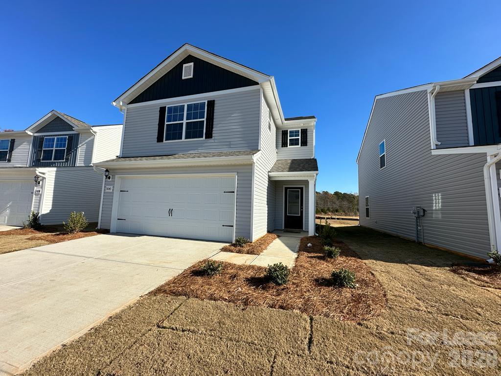 Single Family Residence at 3043 Crescent Lake Lane, Charlotte, photo 2 of 21
