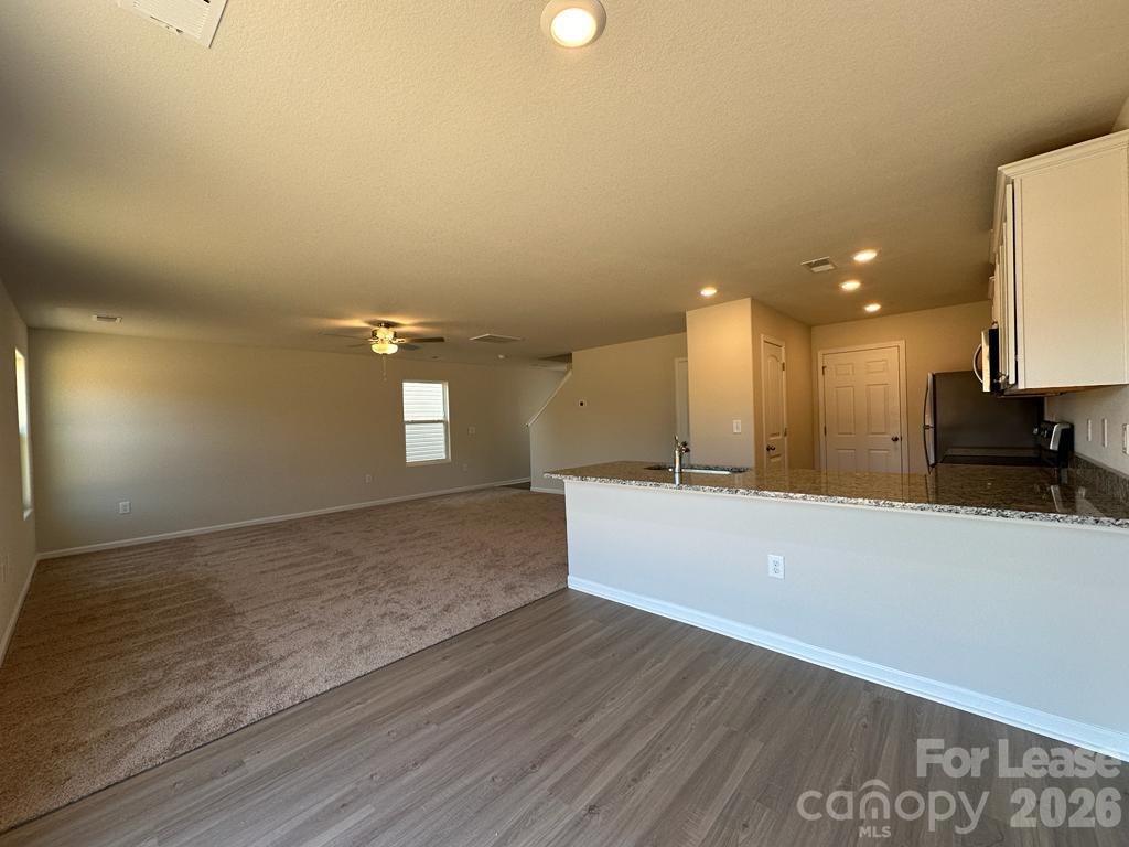 Single Family Residence at 3043 Crescent Lake Lane, Charlotte, photo 7 of 21