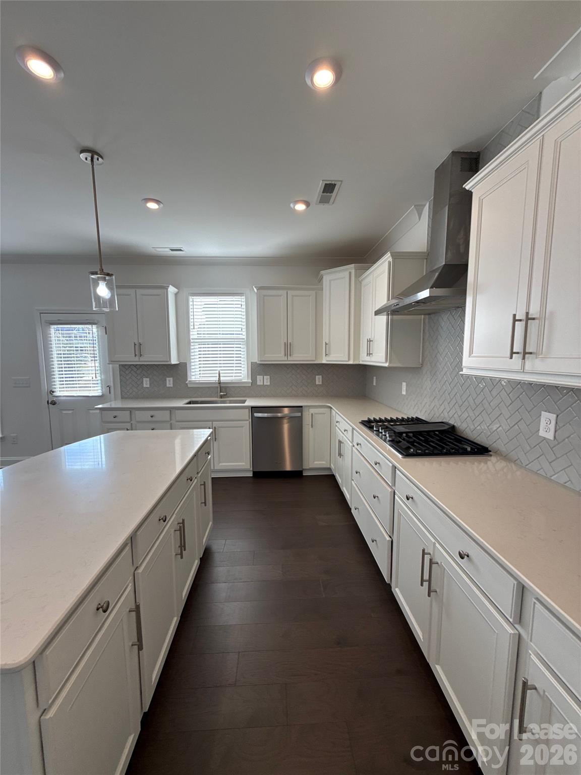 Single Family Residence at 13103 Petrel Place, Charlotte, photo 10 of 31