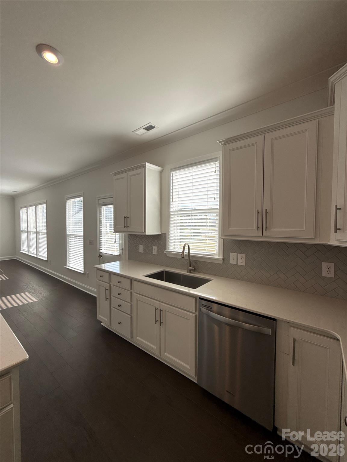 Single Family Residence at 13103 Petrel Place, Charlotte, photo 11 of 31