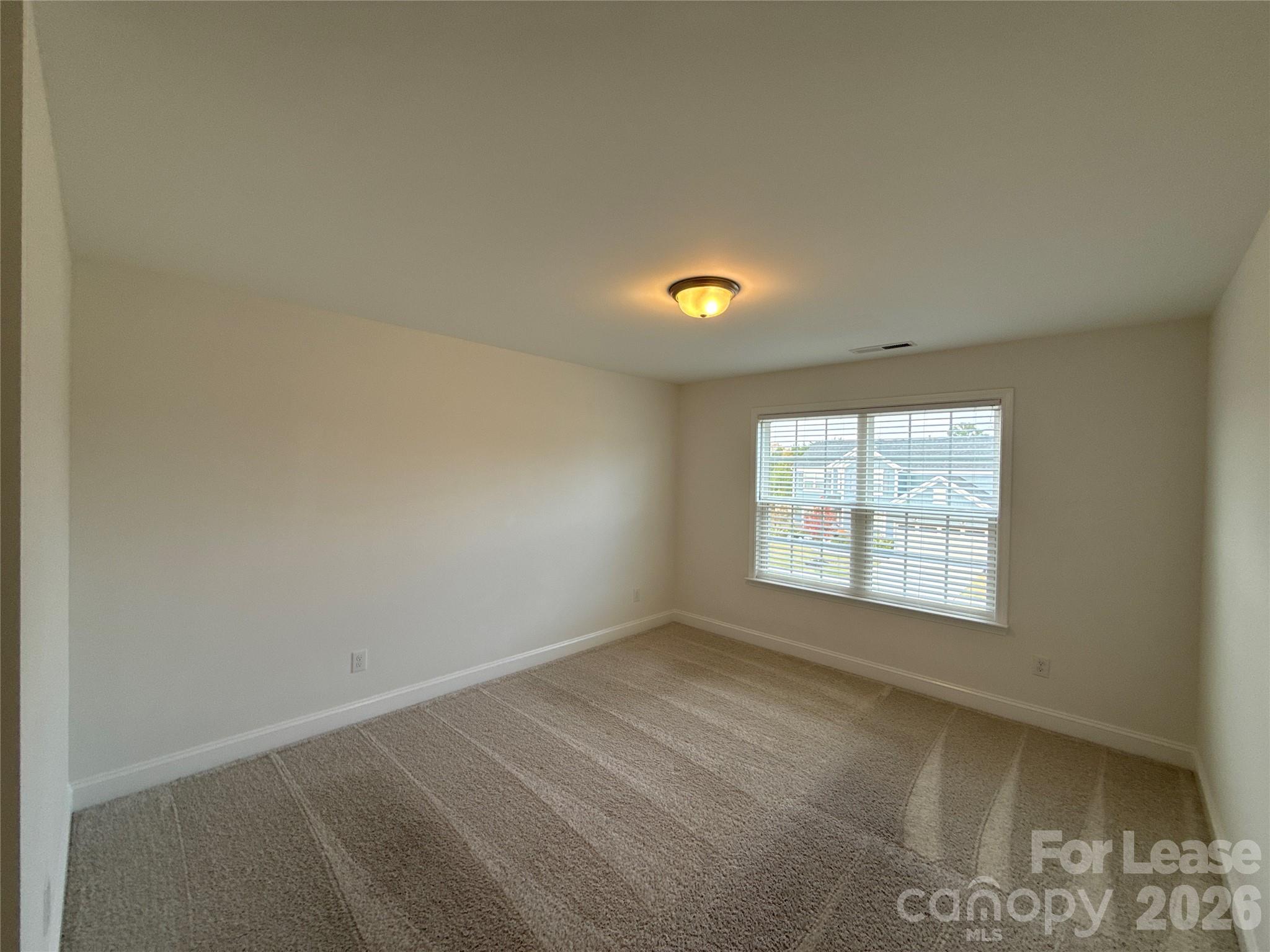 Single Family Residence at 13103 Petrel Place, Charlotte, photo 22 of 31