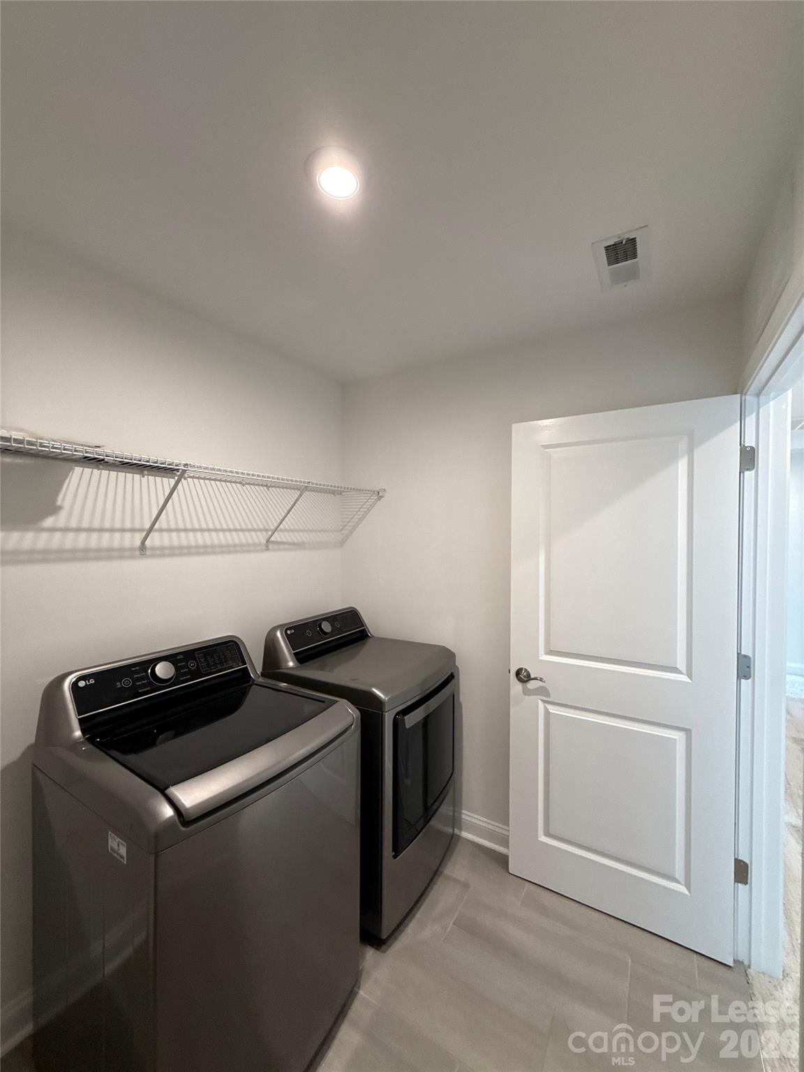 Single Family Residence at 13103 Petrel Place, Charlotte, photo 29 of 31