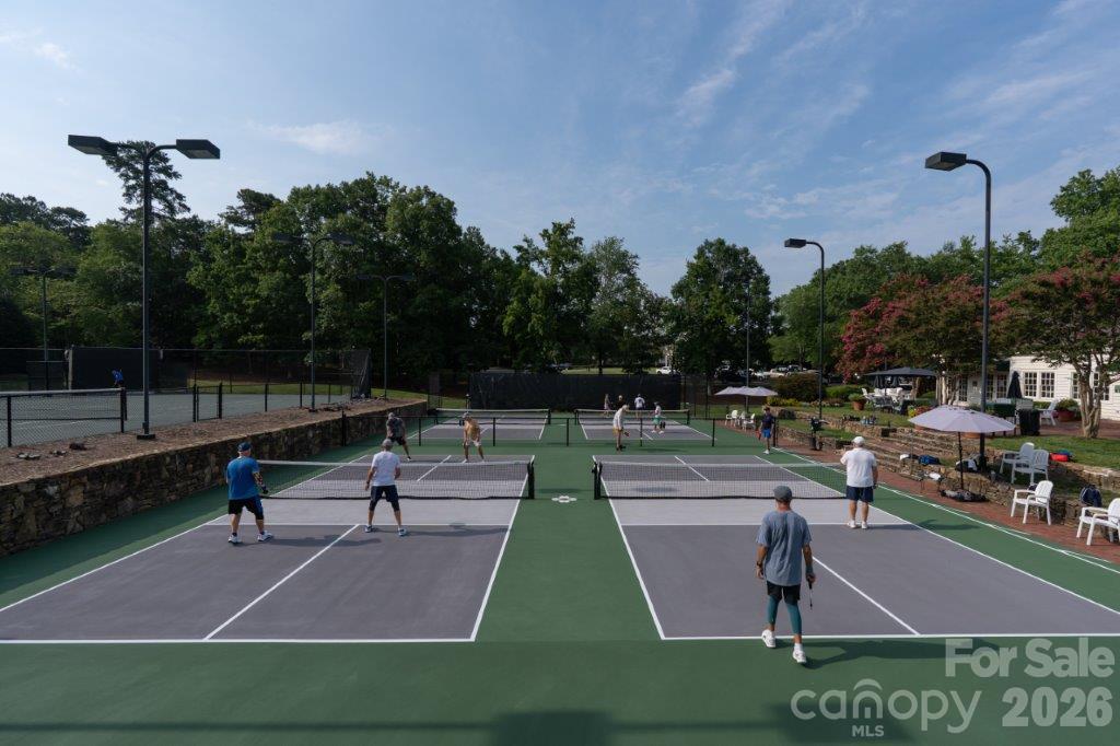 Old North State Club Tennis/Pickleball Courts - 122 Patterson's Bridge None, New London