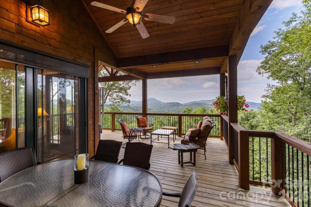 Single Family Residence at 715 View Point Road, Highlands, photo 9 of 43