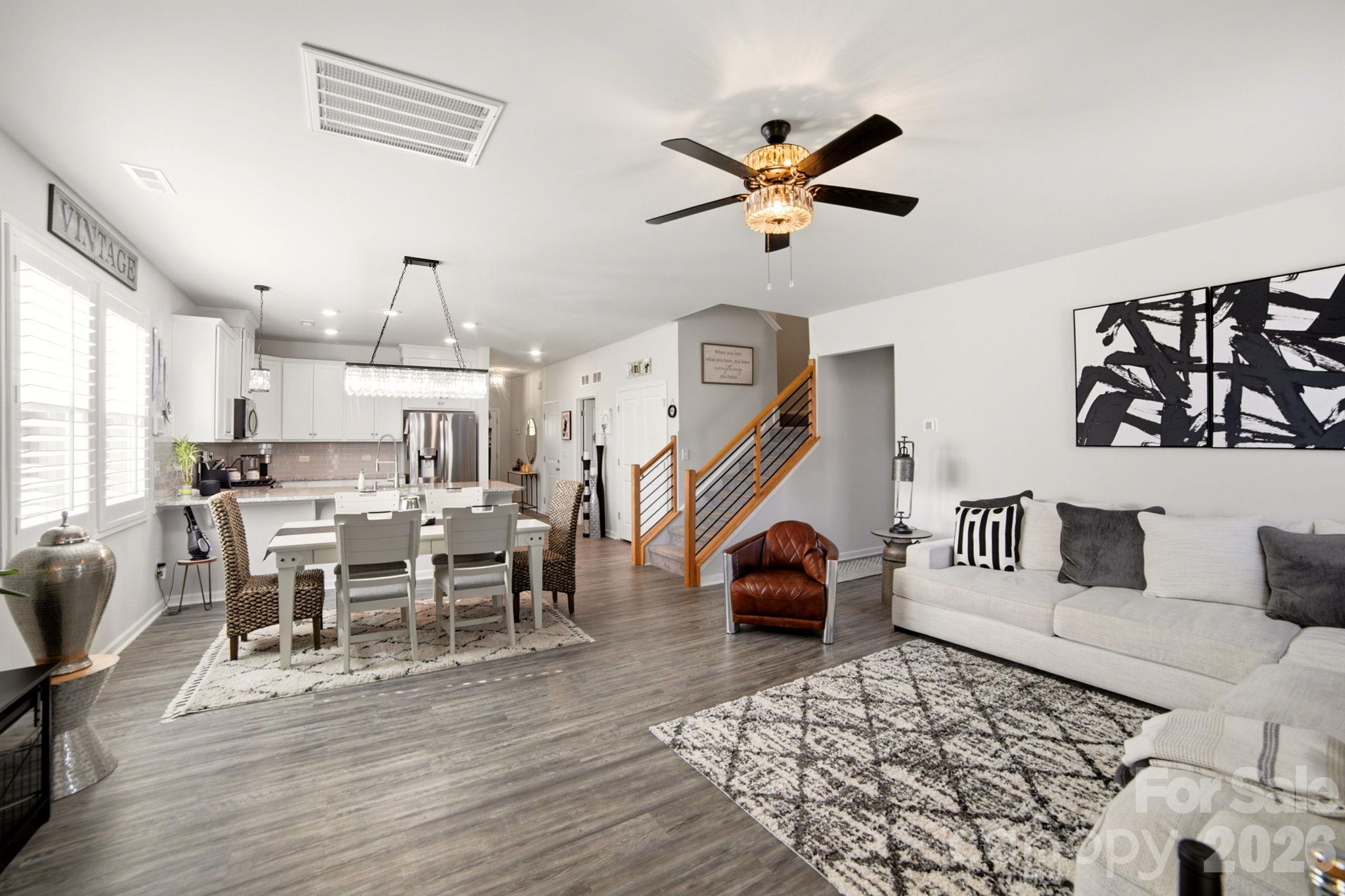 Single Family Residence at 7172 Indigo Way, Denver, photo 9 of 25