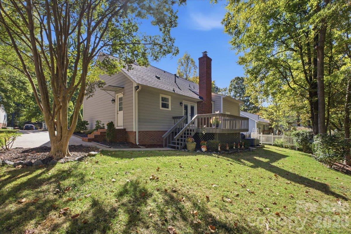 Single Family Residence at 4320 Chadwell Lane, Charlotte, photo 23 of 24