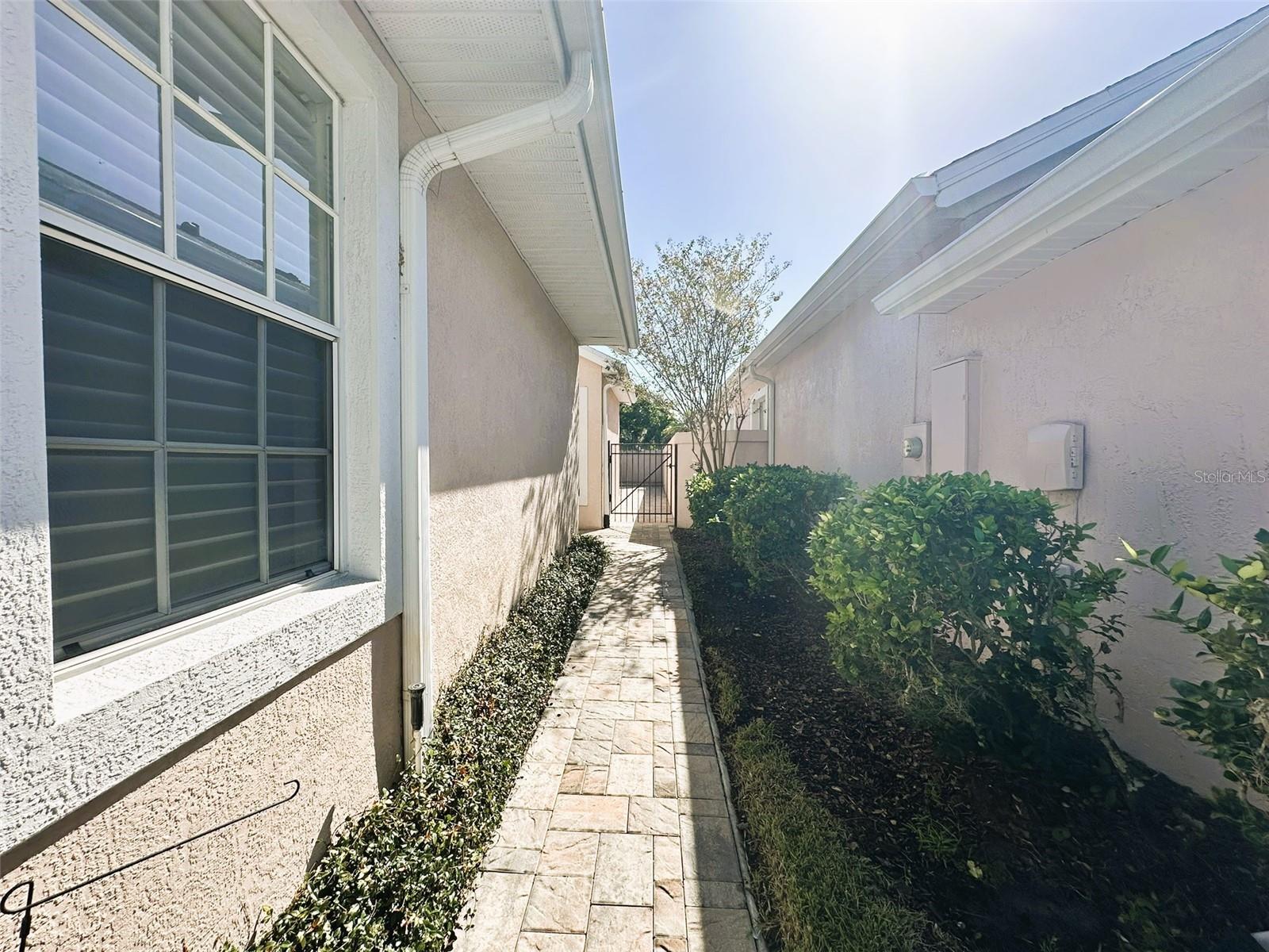 Single Family Residence at 14342 TAMBOURINE DR, ORLANDO, photo 5 of 78