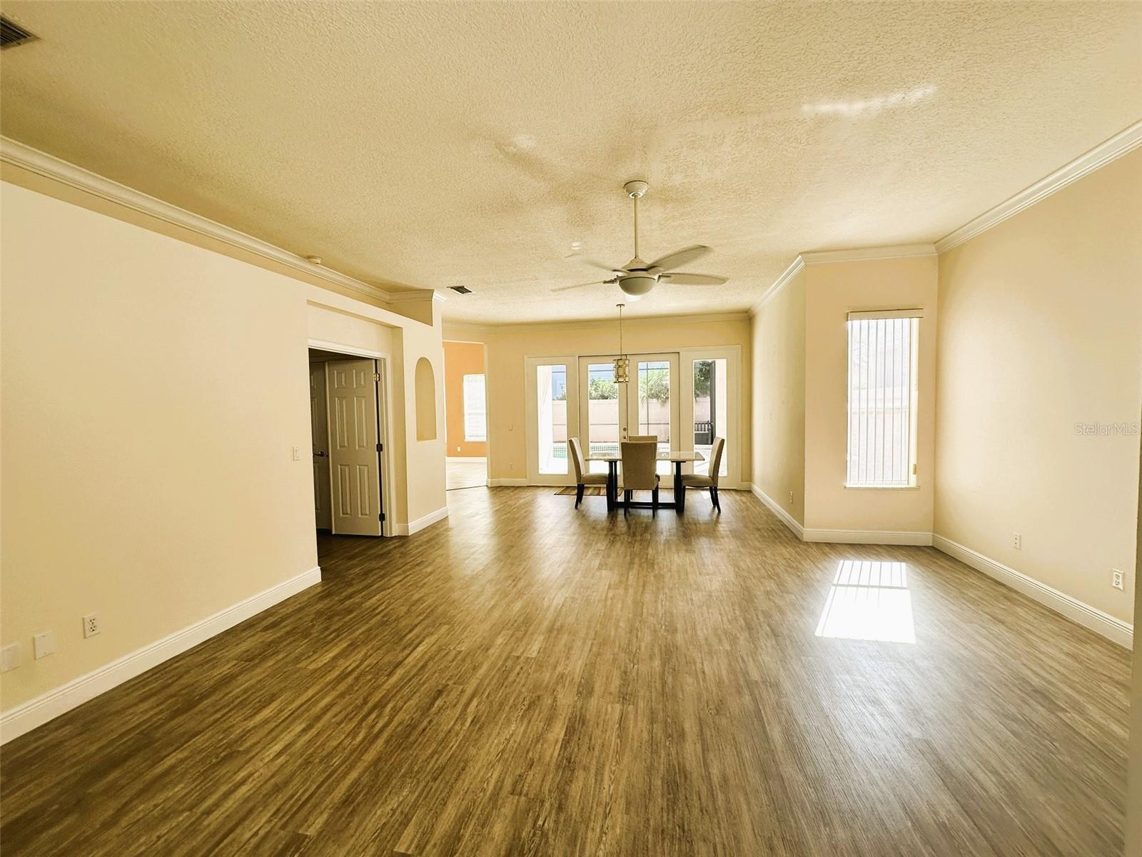 Single Family Residence at 14342 TAMBOURINE DR, ORLANDO, photo 13 of 78