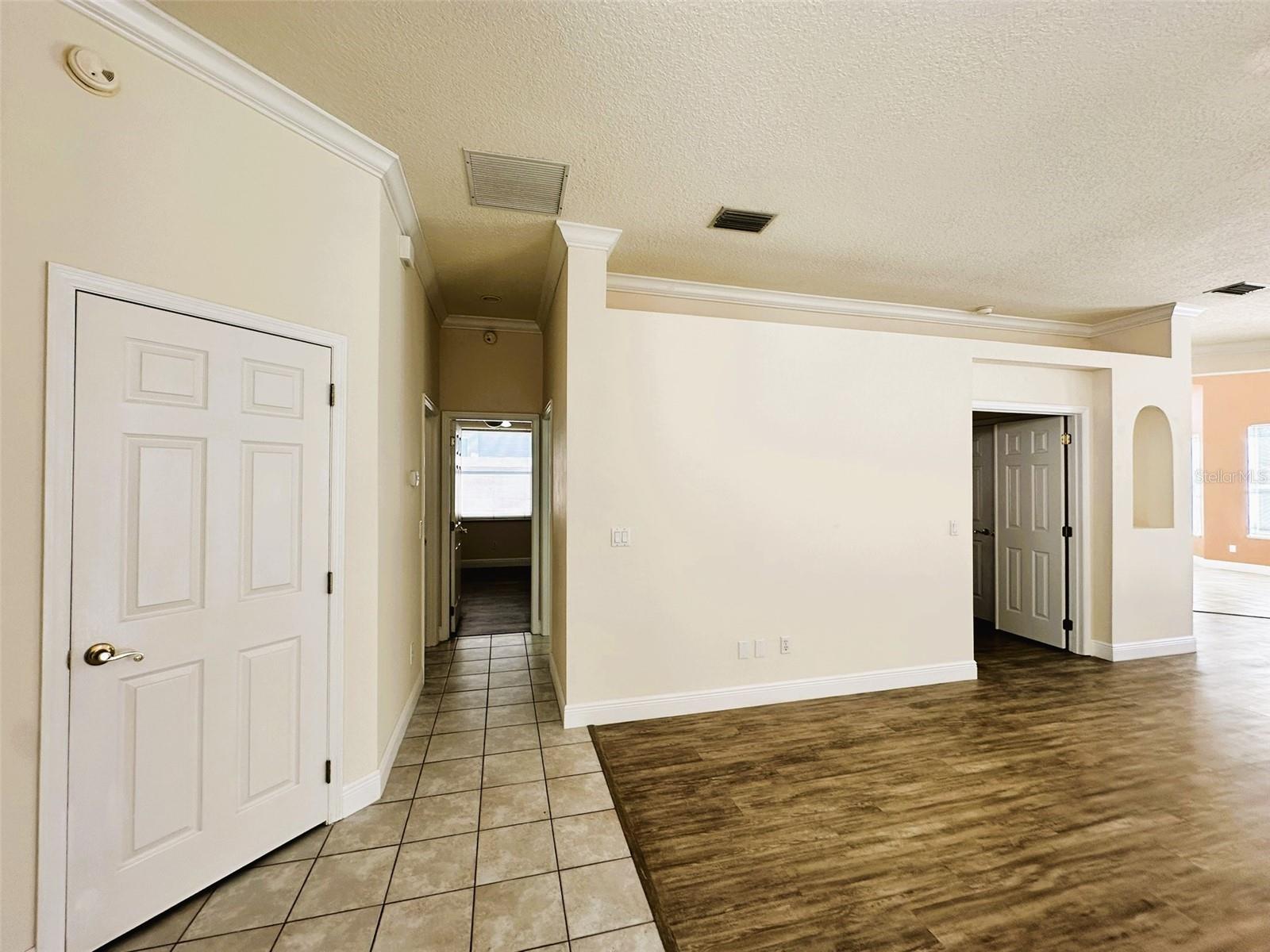 Single Family Residence at 14342 TAMBOURINE DR, ORLANDO, photo 18 of 78