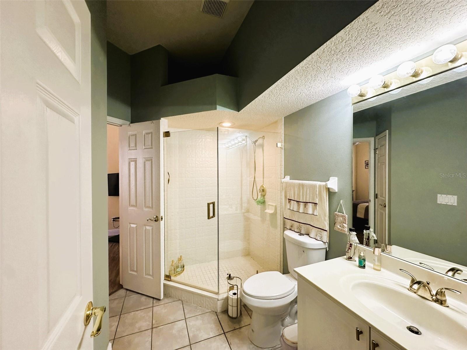 Single Family Residence at 14342 TAMBOURINE DR, ORLANDO, photo 25 of 78
