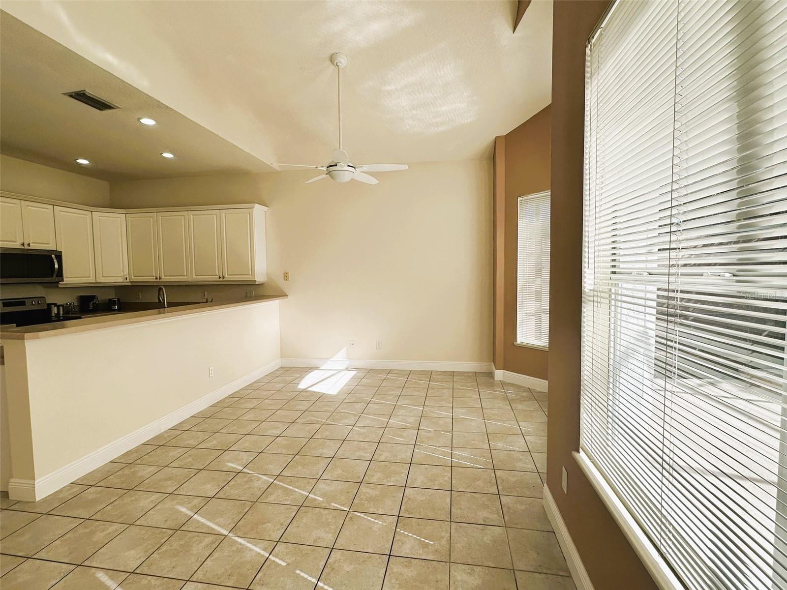 Single Family Residence at 14342 TAMBOURINE DR, ORLANDO, photo 33 of 78