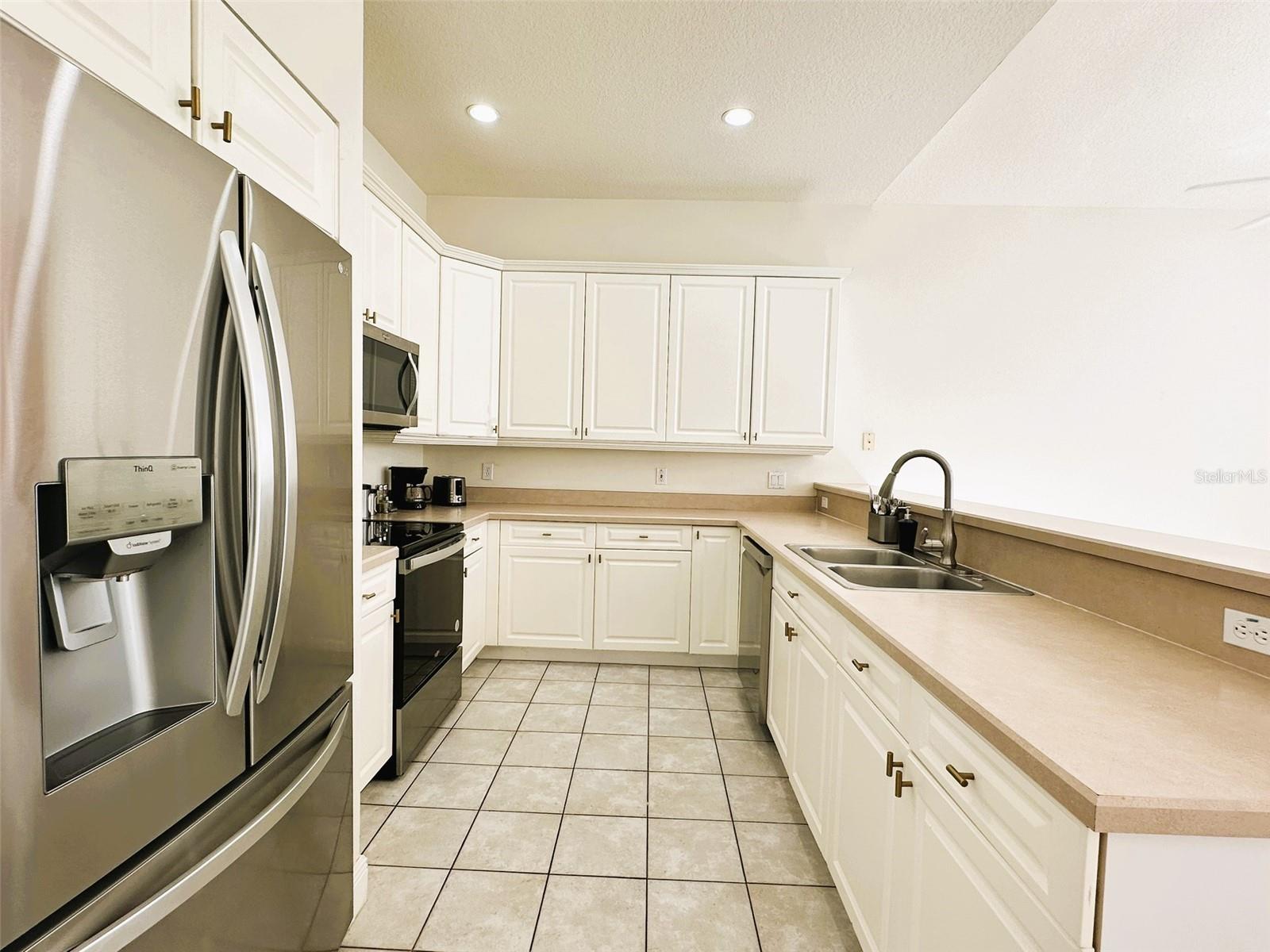 Single Family Residence at 14342 TAMBOURINE DR, ORLANDO, photo 37 of 78