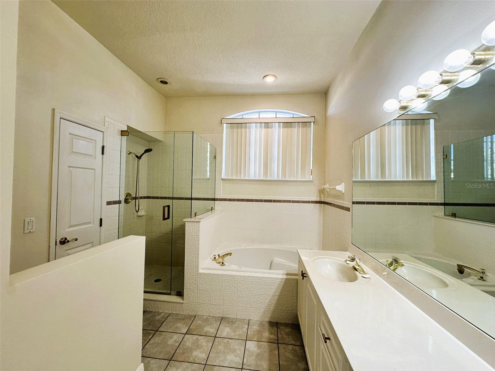 Single Family Residence at 14342 TAMBOURINE DR, ORLANDO, photo 52 of 78