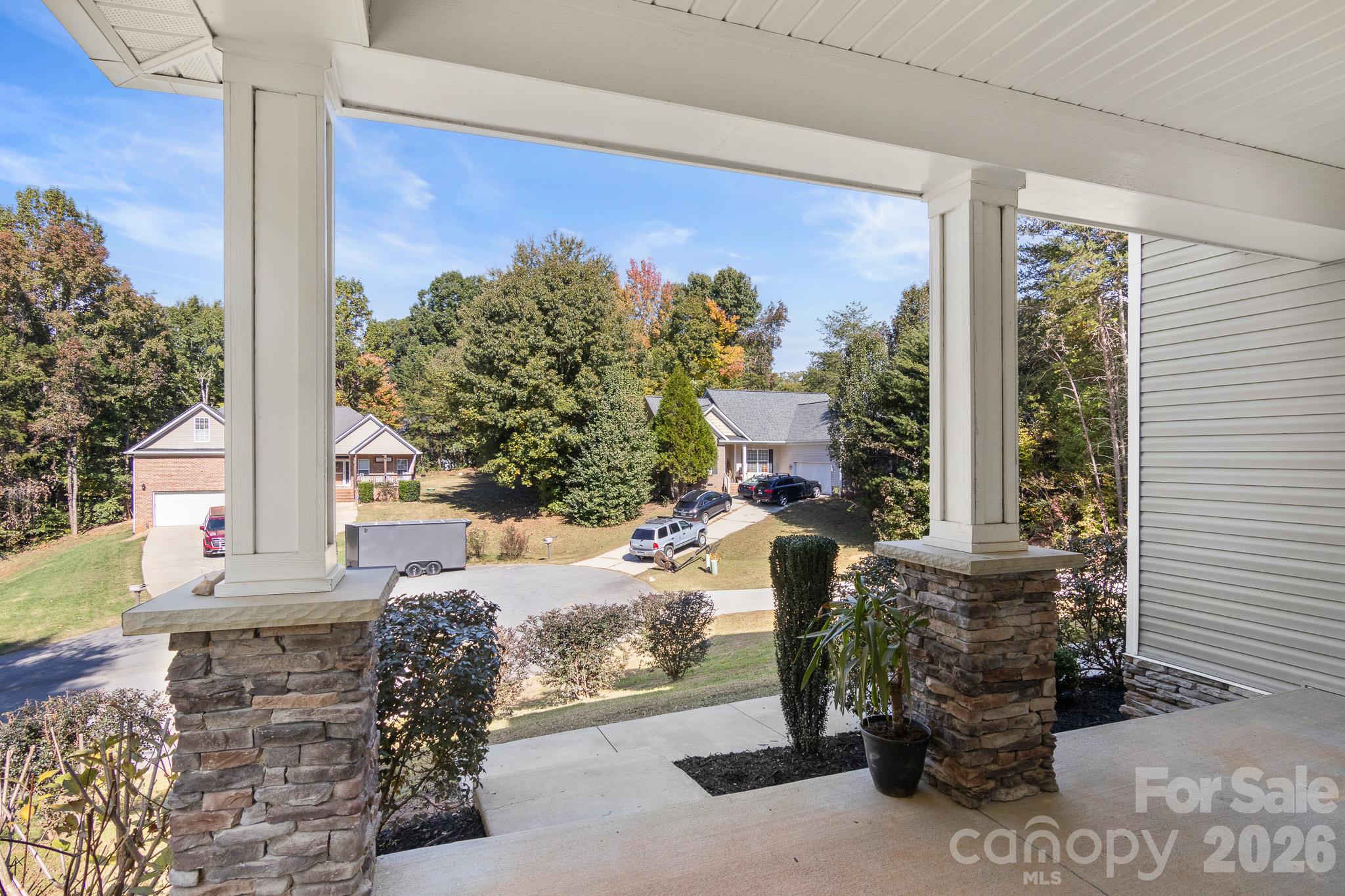 Single Family Residence at 6724 Stoneglen Drive, Denver, photo 5 of 48
