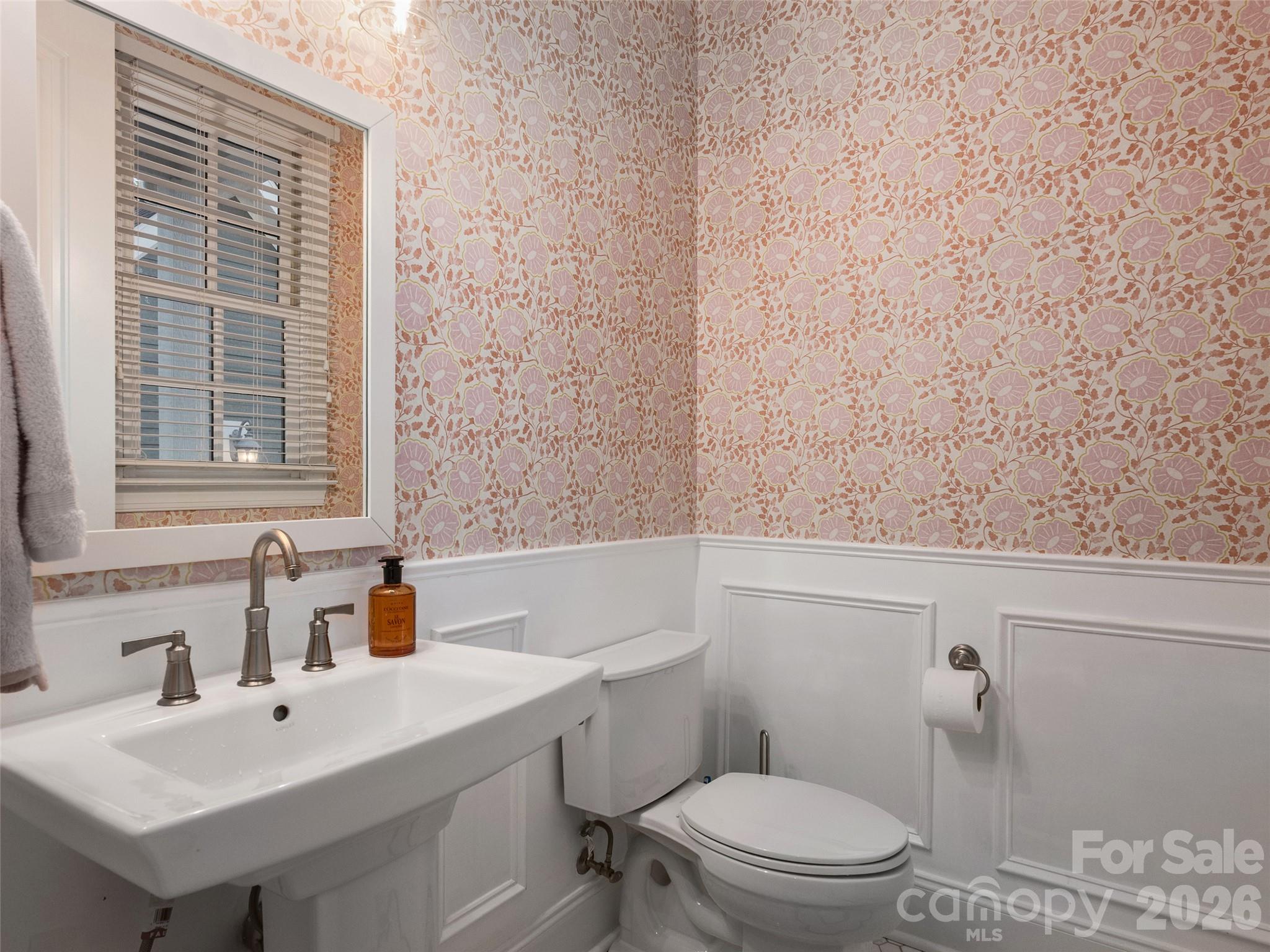 Downstairs Guest Bath - 133 Lakeway Drive, Mills River