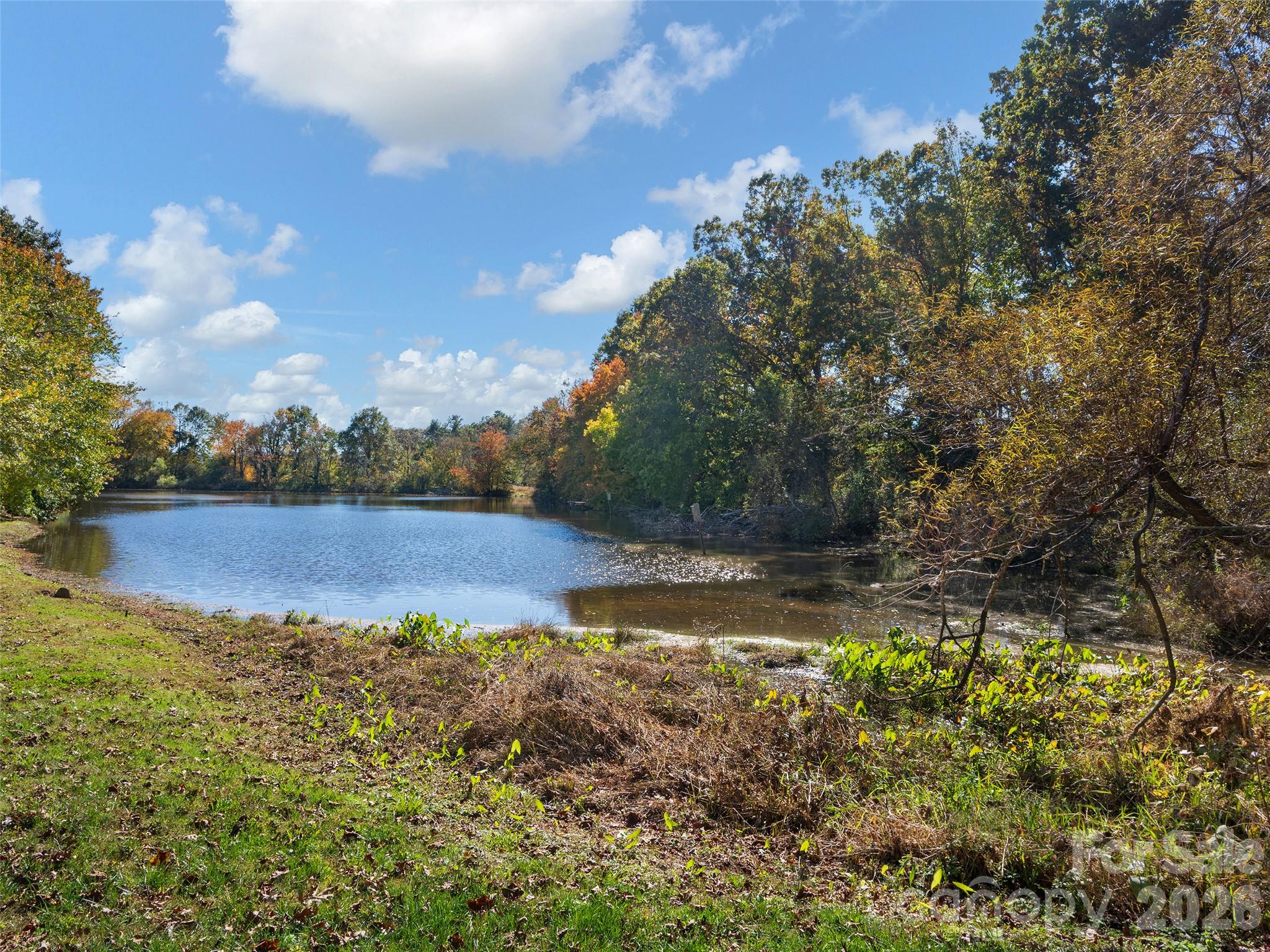 Lake View - 133 Lakeway Drive, Mills River