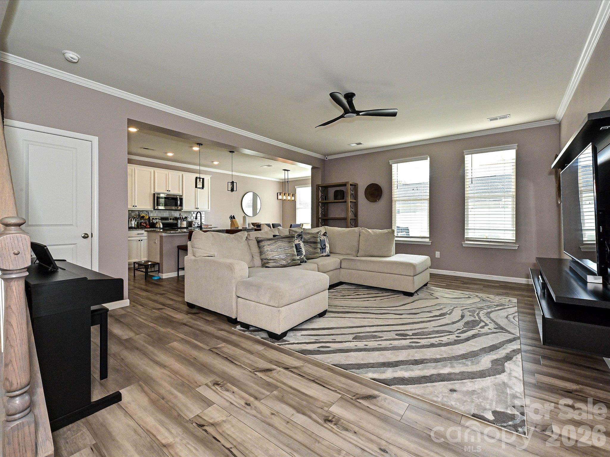 Townhouse at 8131 Merryvale Lane, Charlotte, photo 4 of 35