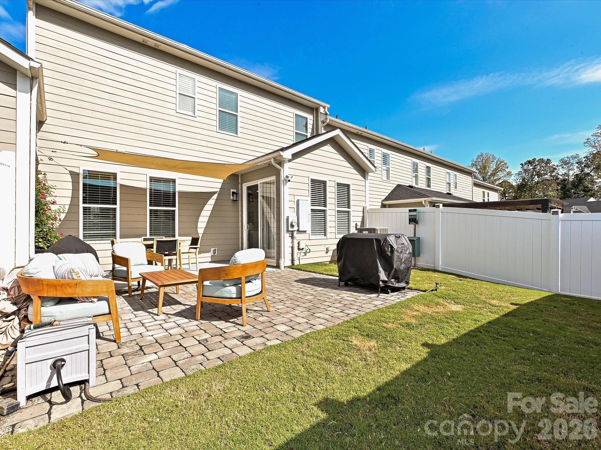 Townhouse at 8131 Merryvale Lane, Charlotte, photo 28 of 35