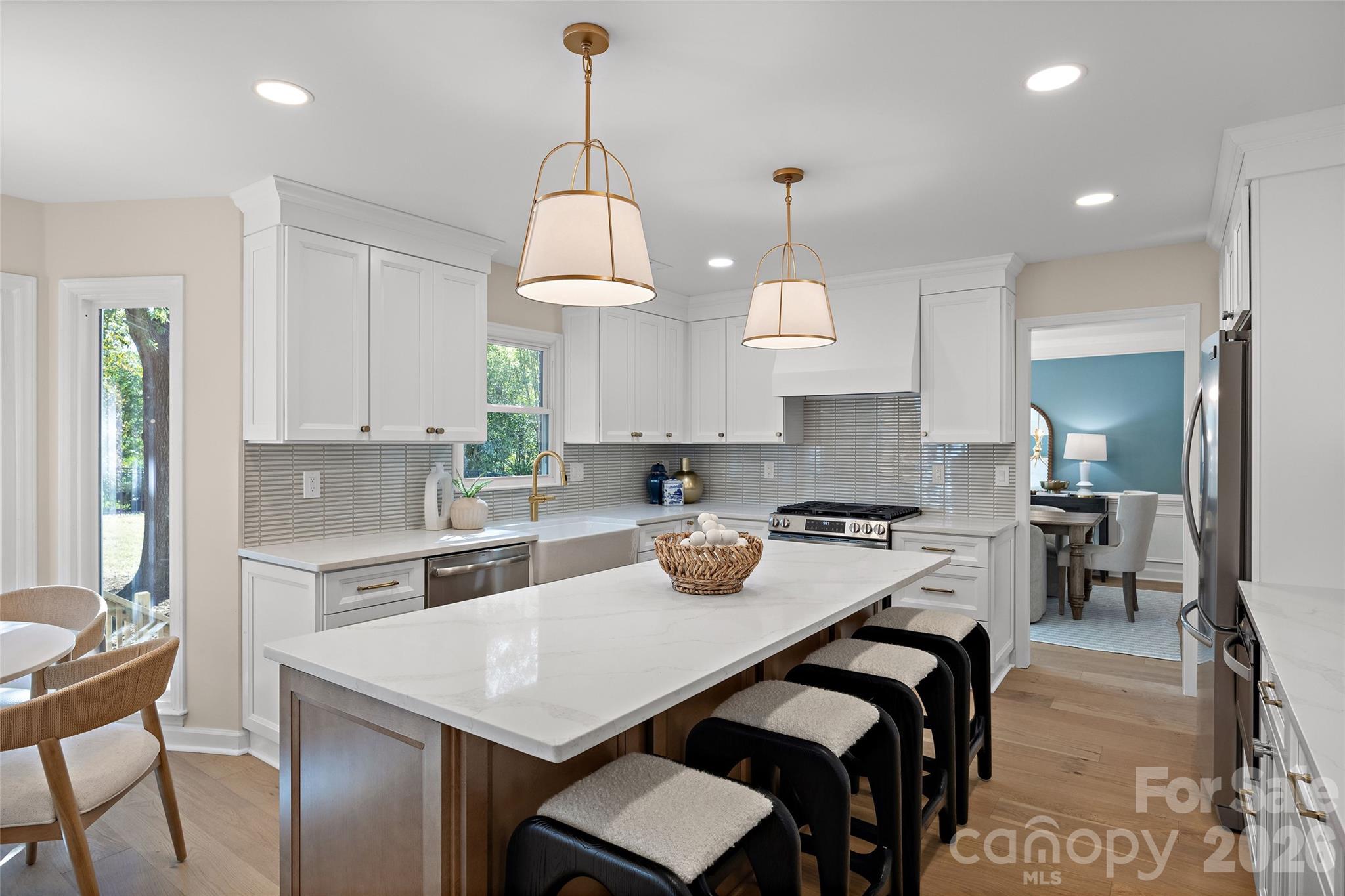 Quartz Countertops & Premium Tile - 6311 Hawkwood Lane, Charlotte
