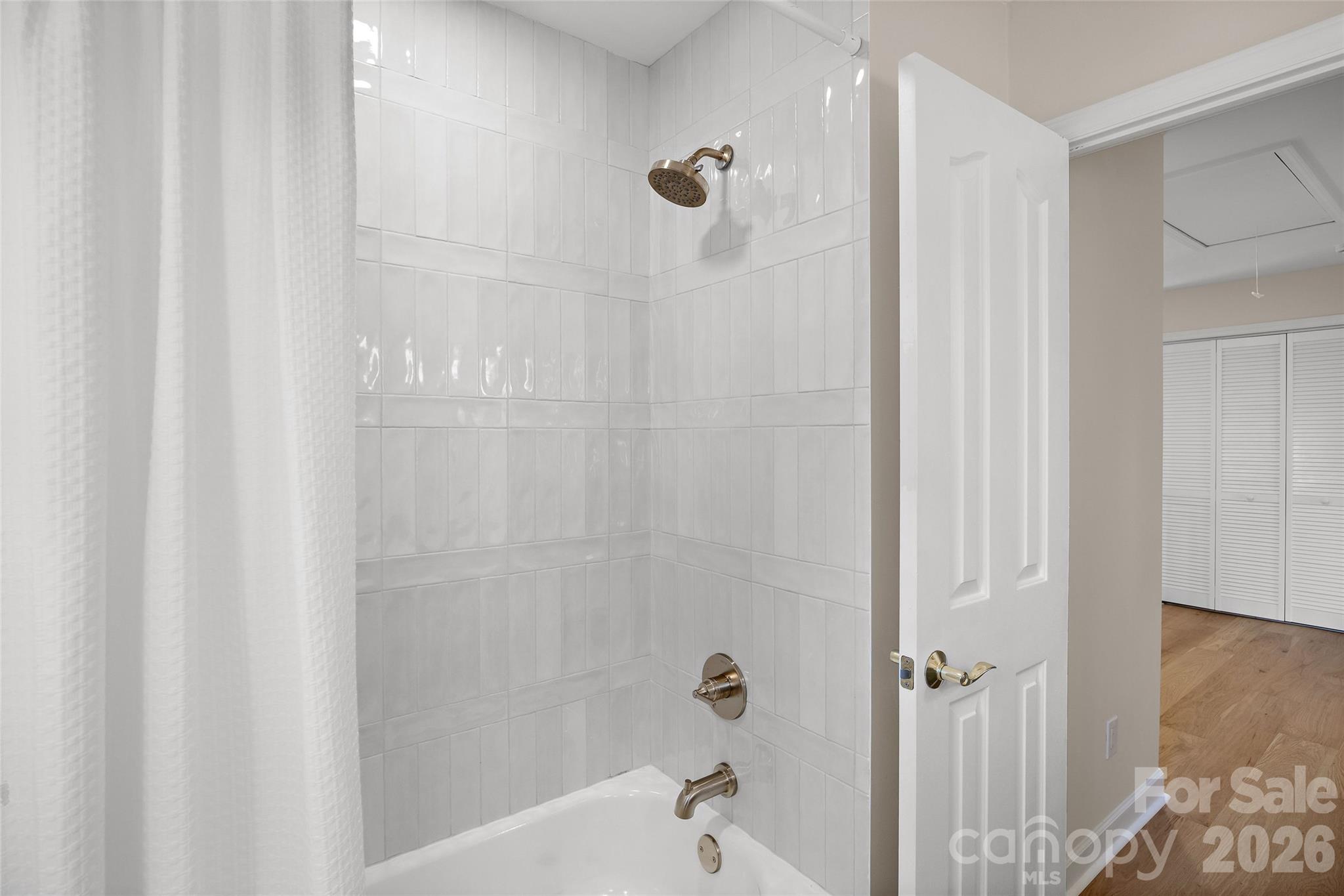 Single Family Residence at 6311 Hawkwood Lane, Charlotte, photo 33 of 42