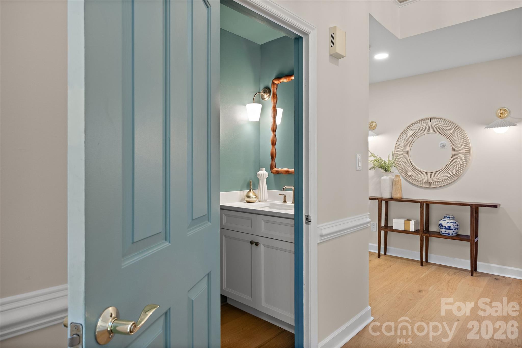 Main Floor Powder Room - 6311 Hawkwood Lane, Charlotte